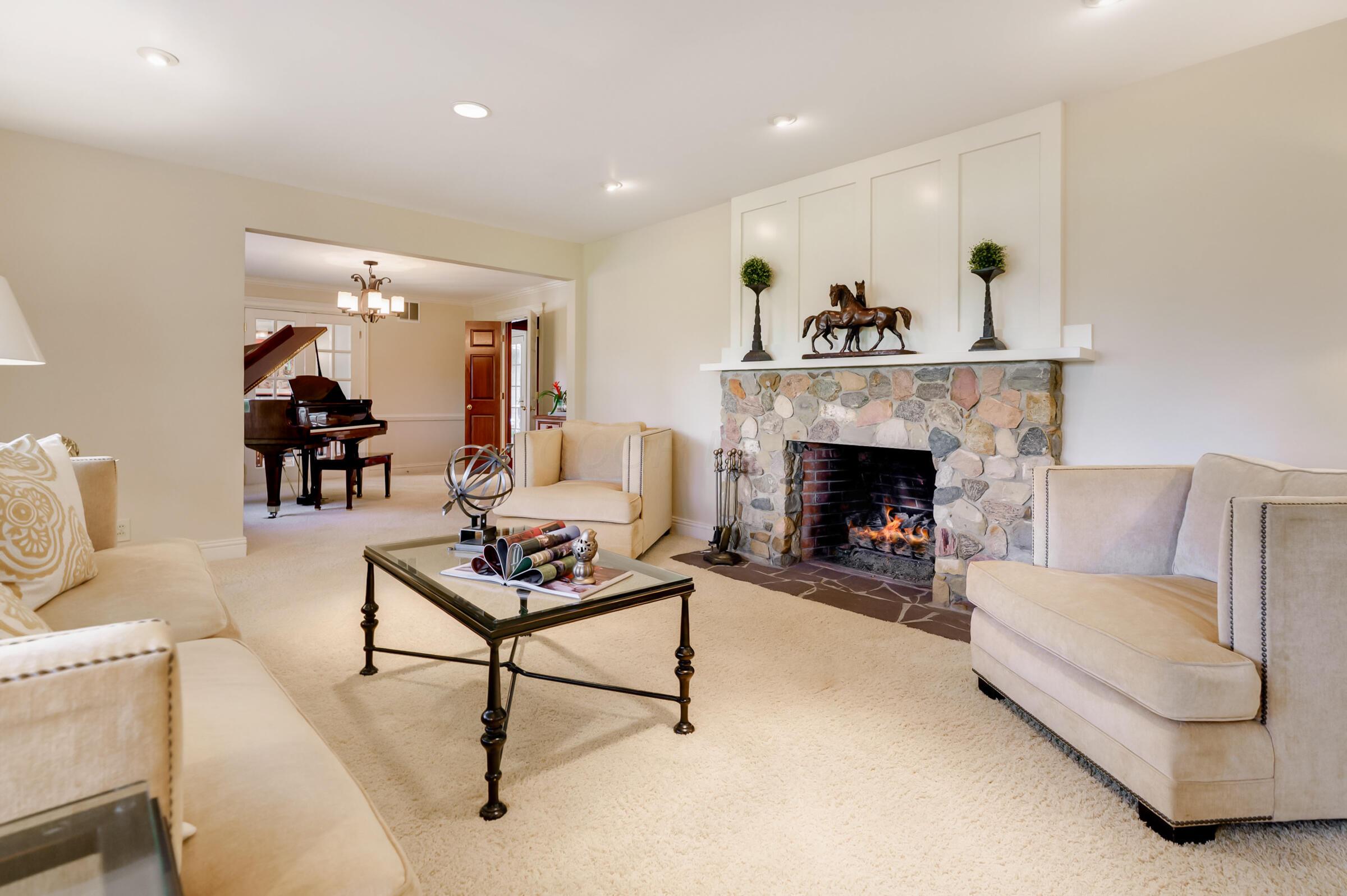 6500 Plesenton Drive