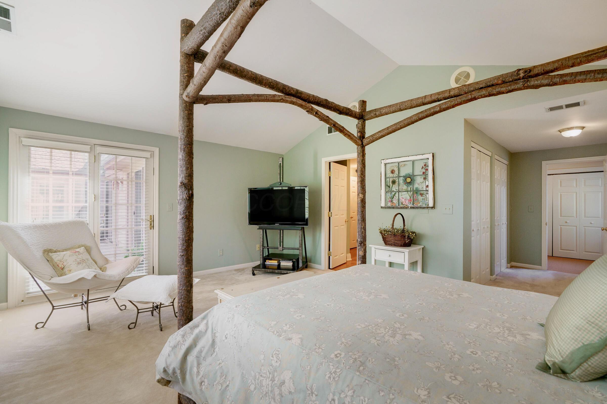 6500 Plesenton Drive