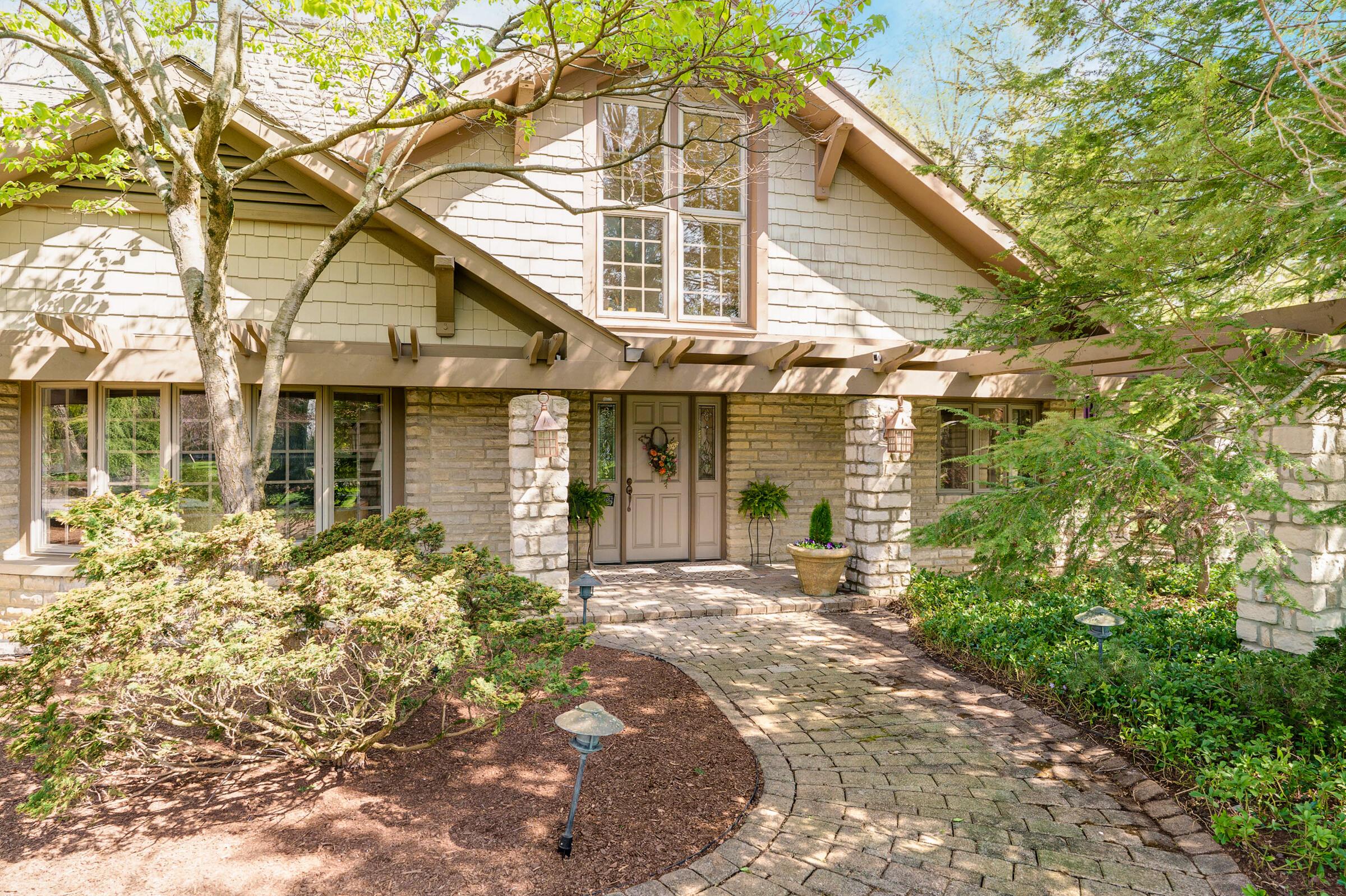 6500 Plesenton Drive