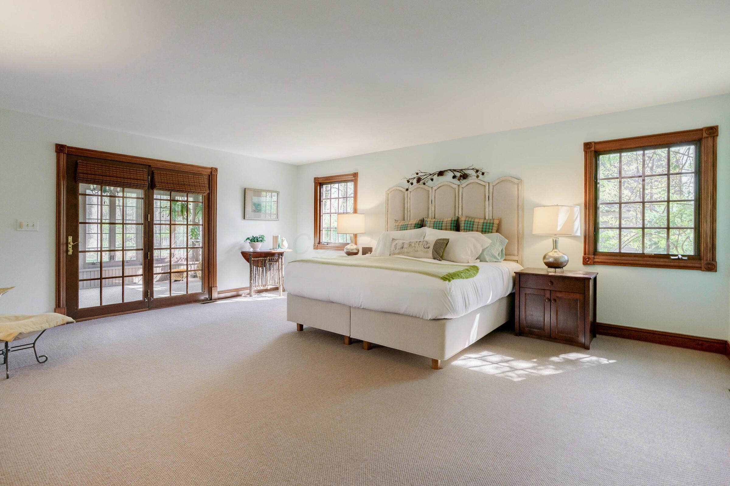 6500 Plesenton Drive