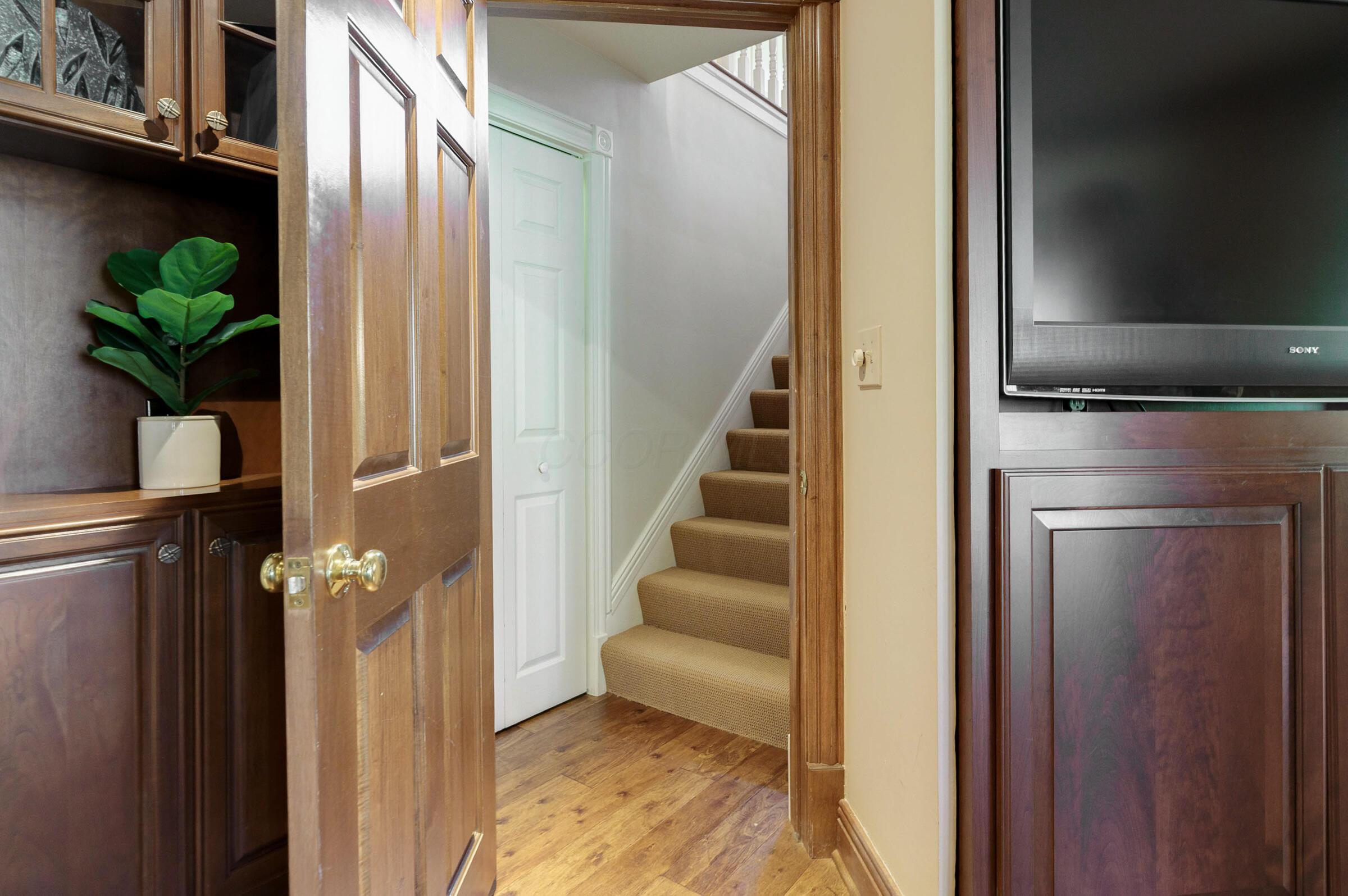 6500 Plesenton Drive