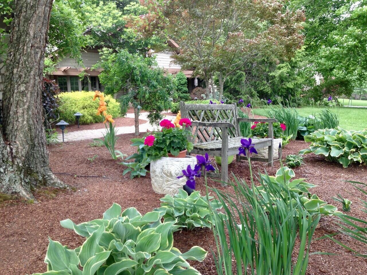 6500 Plesenton Drive