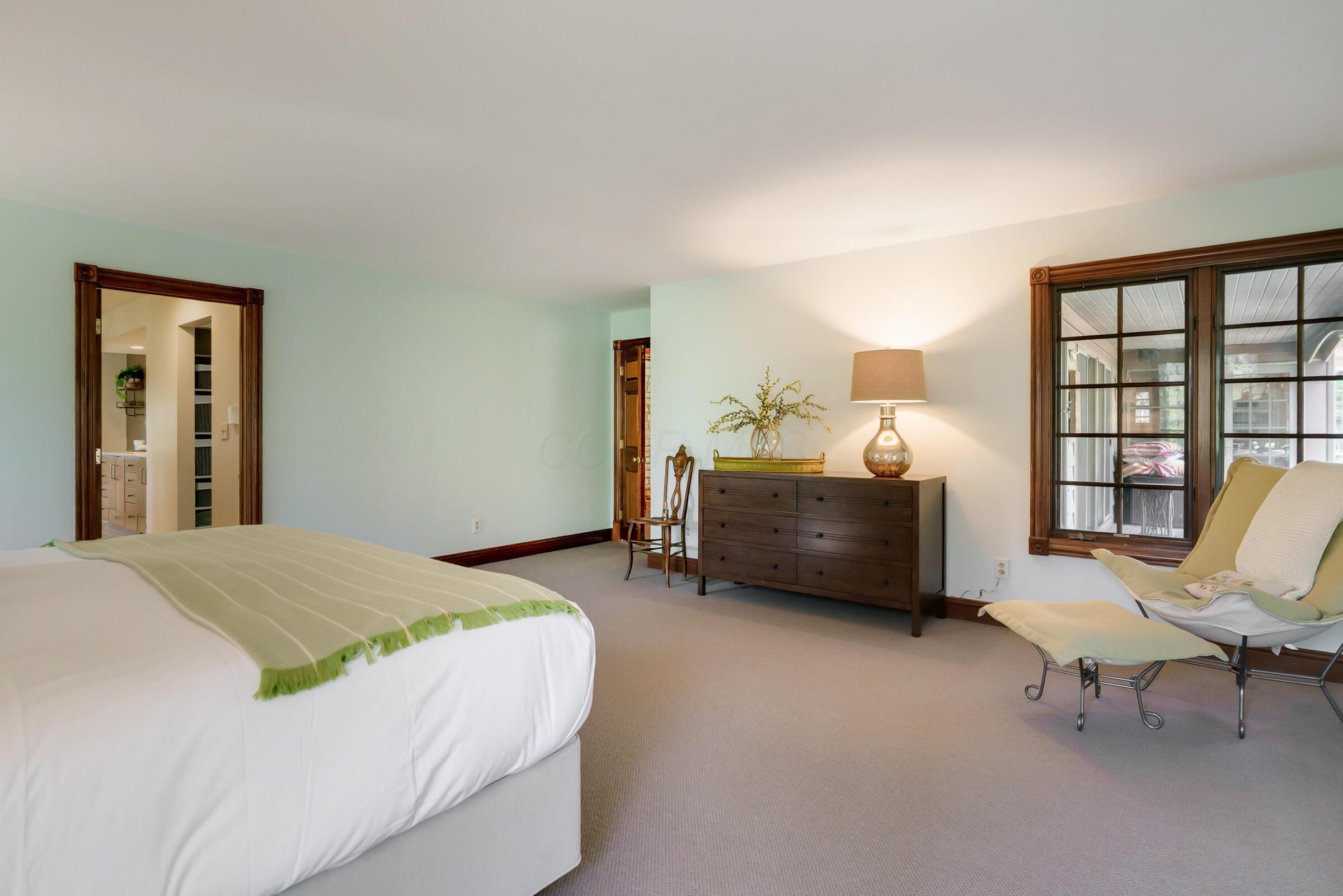 6500 Plesenton Drive