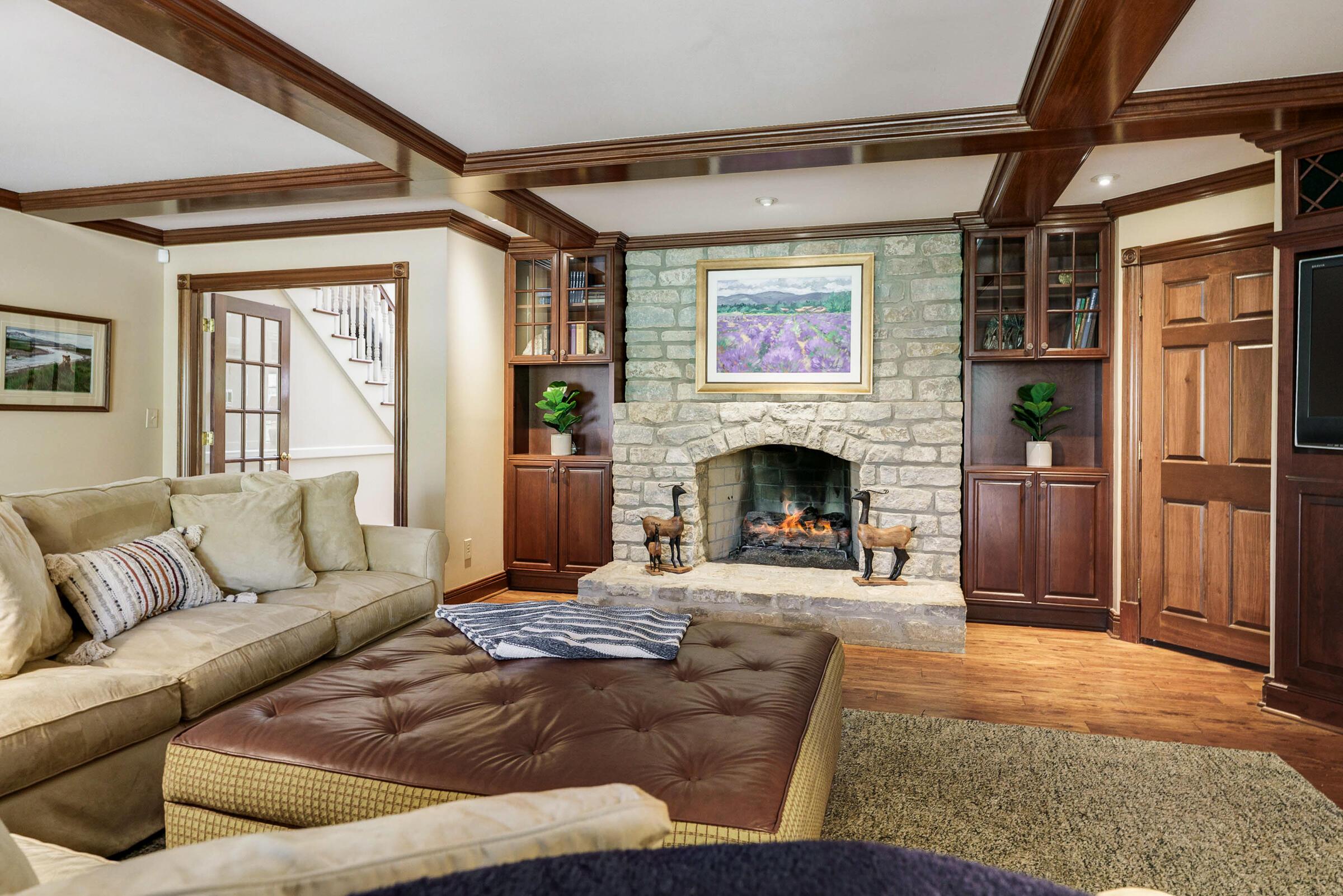 6500 Plesenton Drive