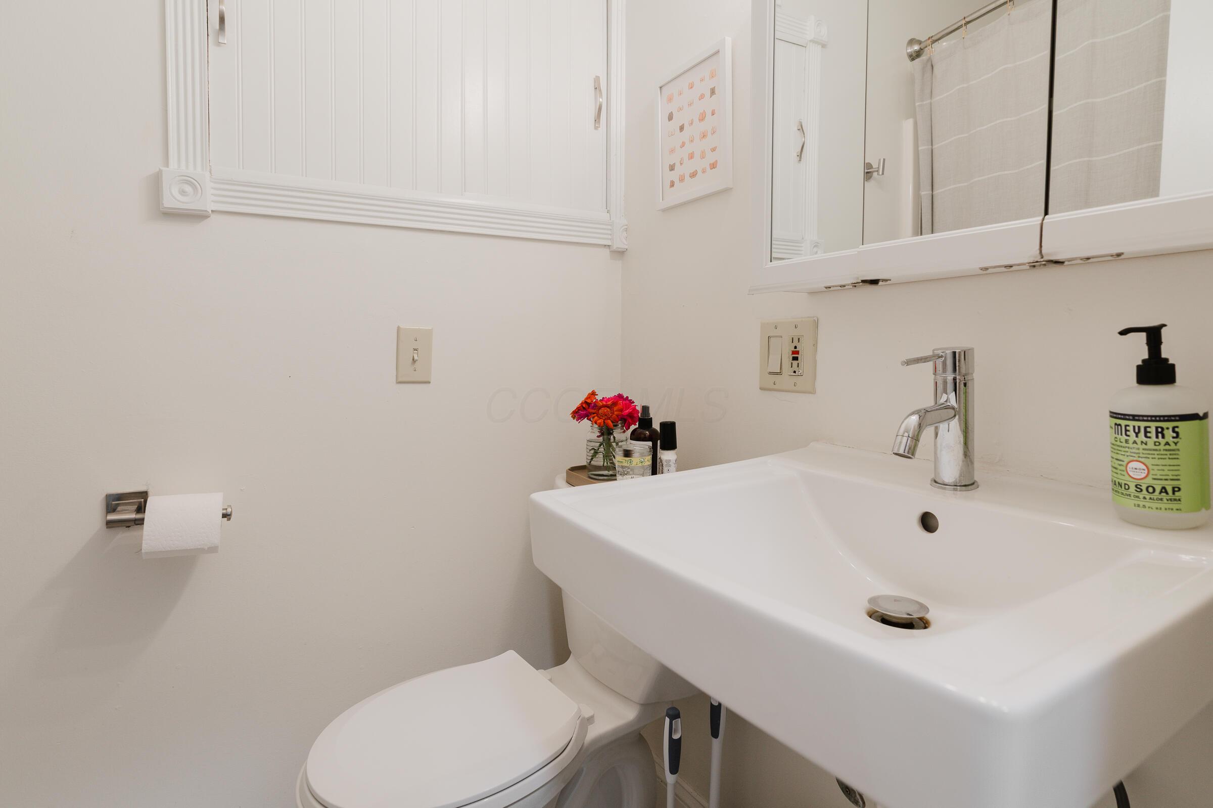 738-740 S 5th Street