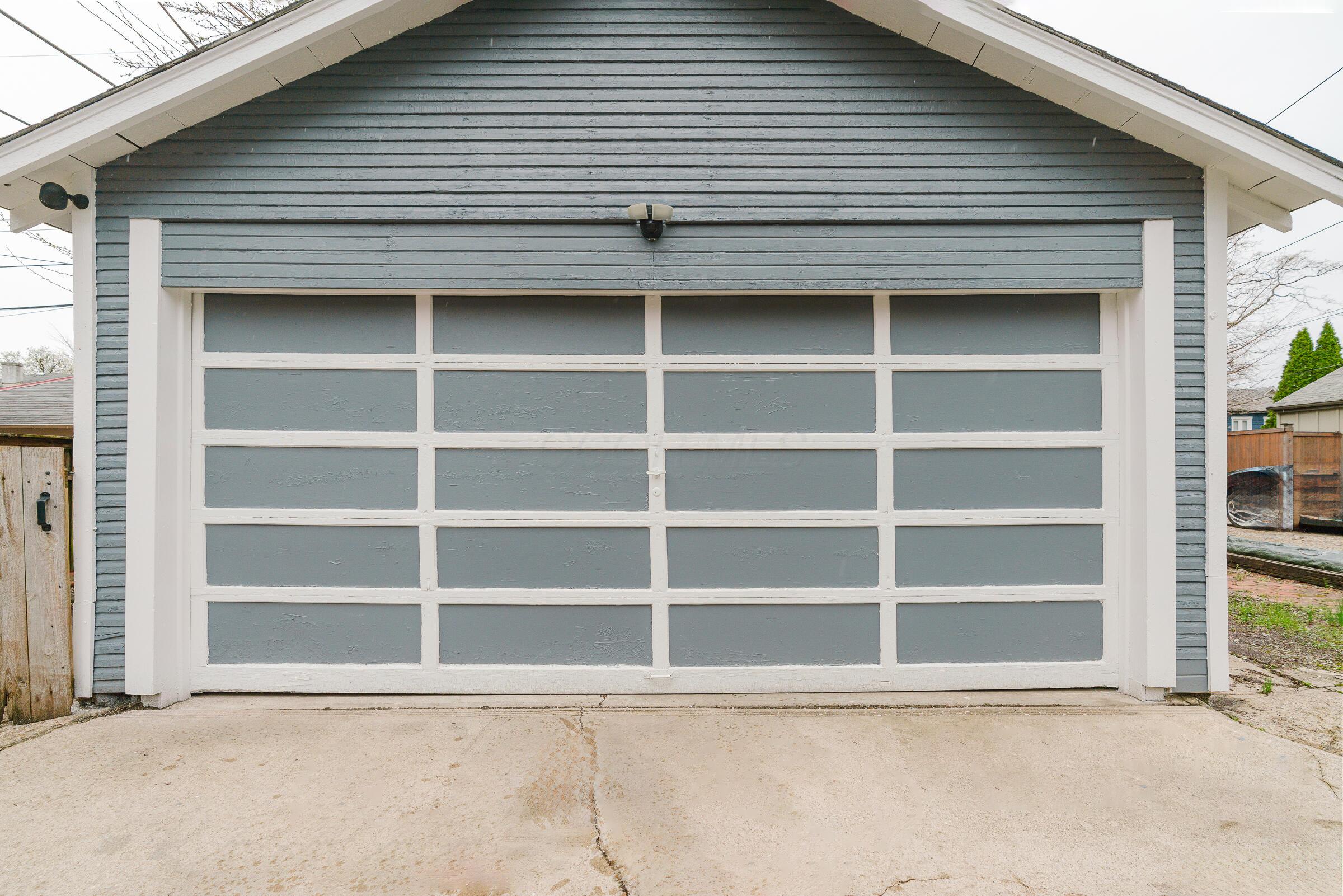 738-740 S 5th Street