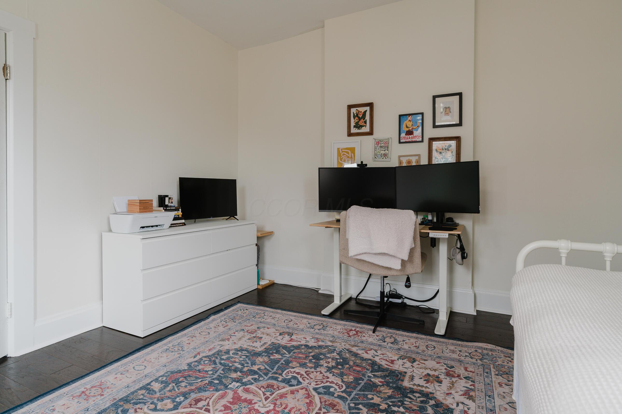 738-740 S 5th Street