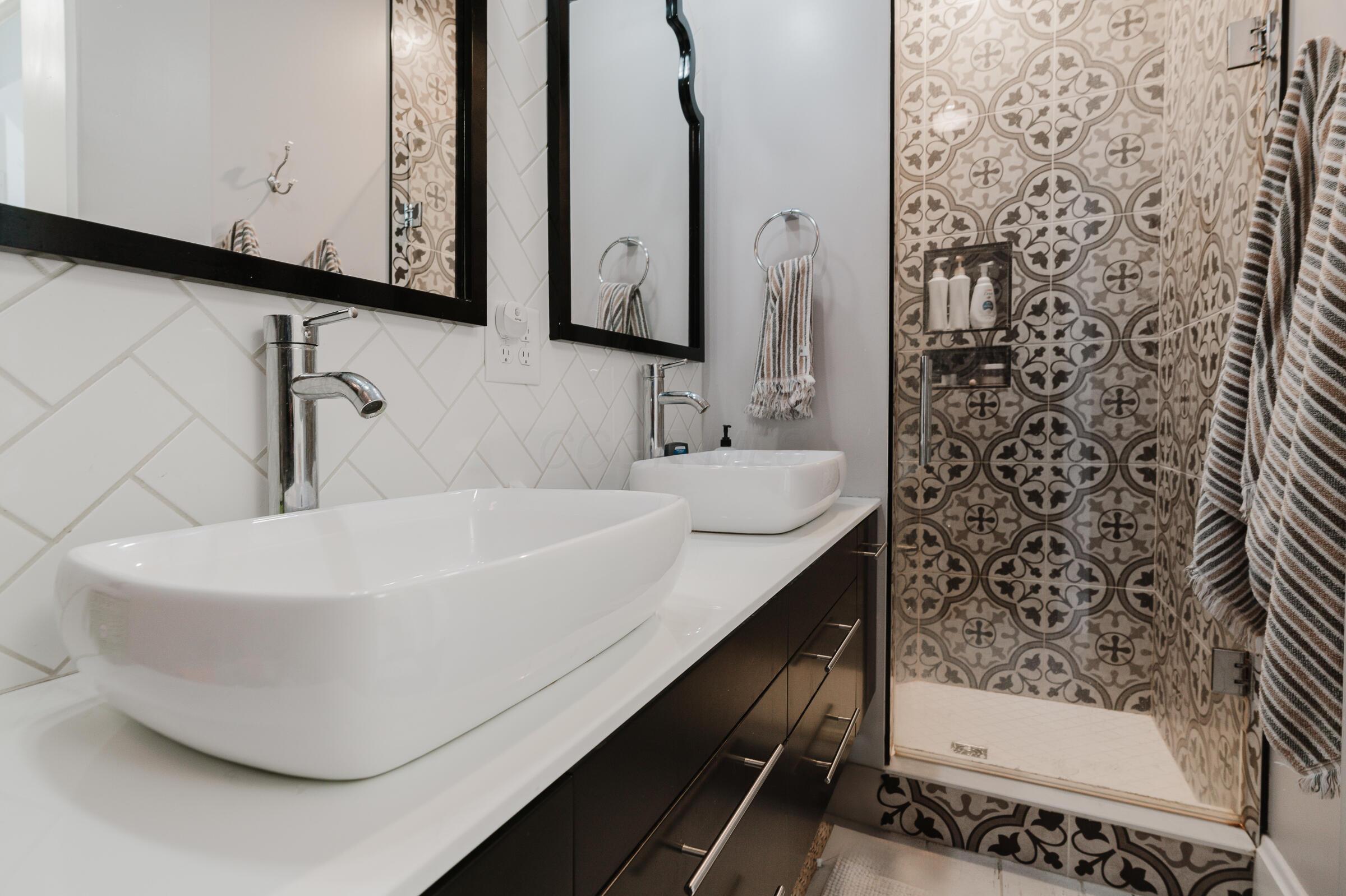 738-740 S 5th Street