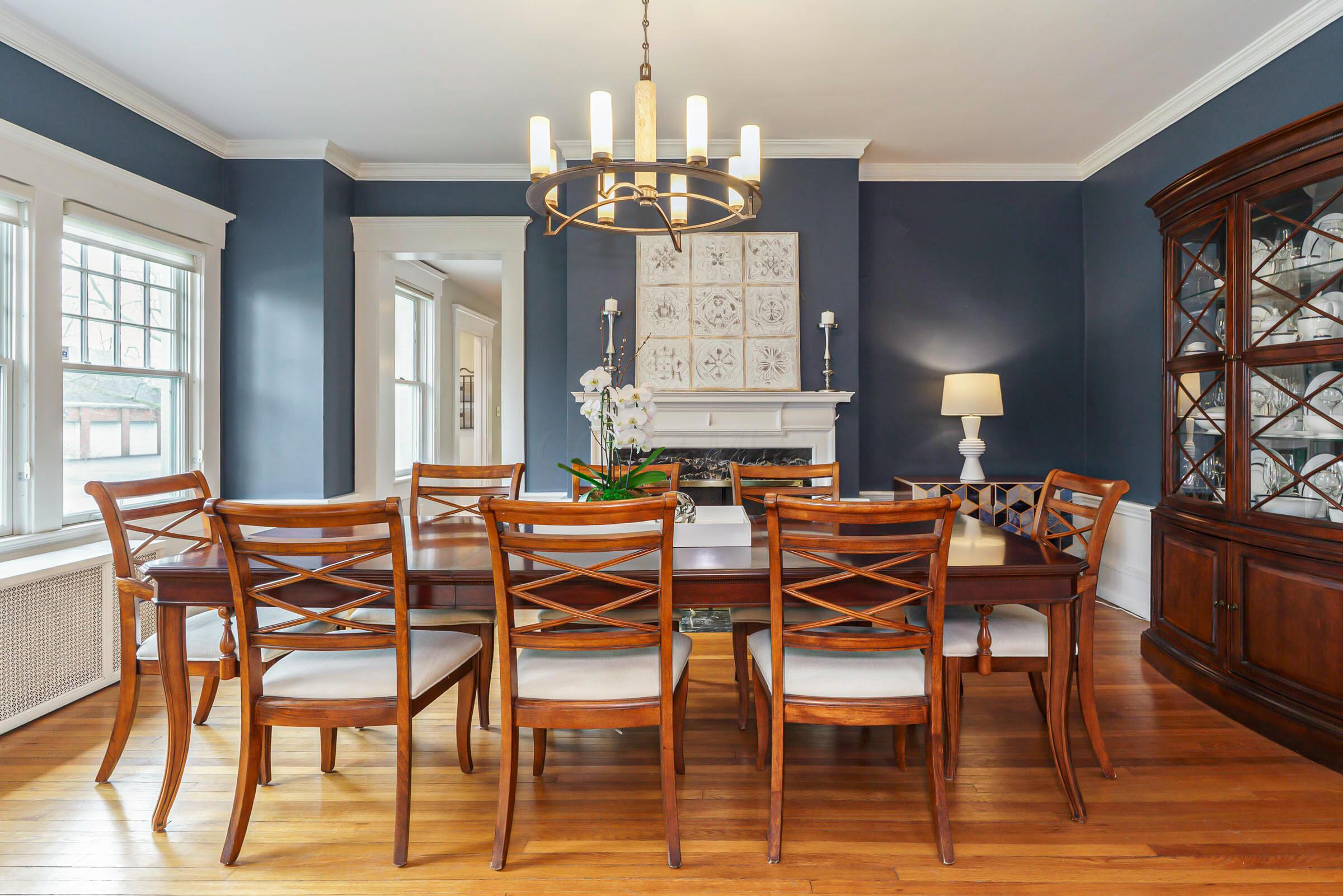 439 S Parkview Avenue