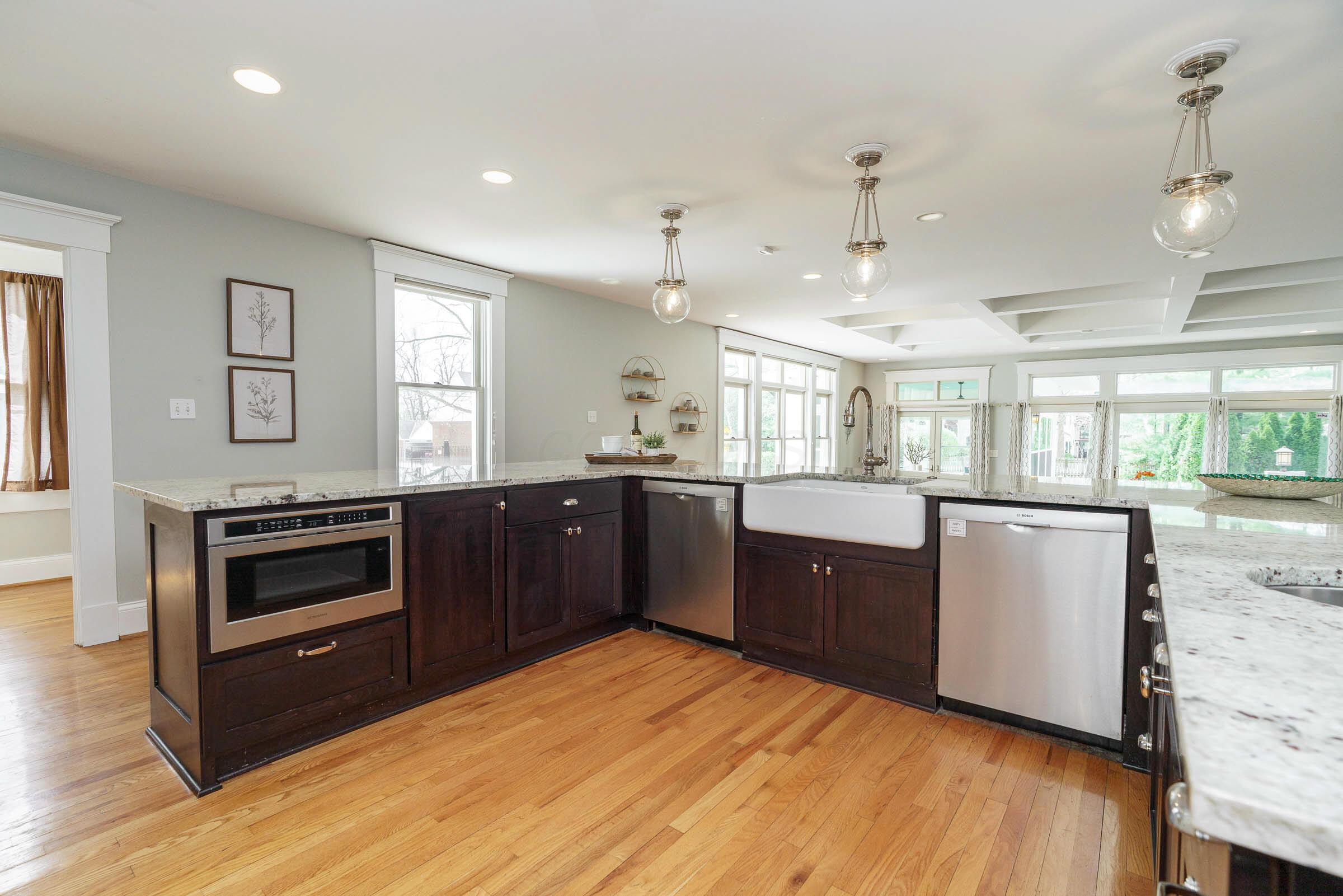 439 S Parkview Avenue