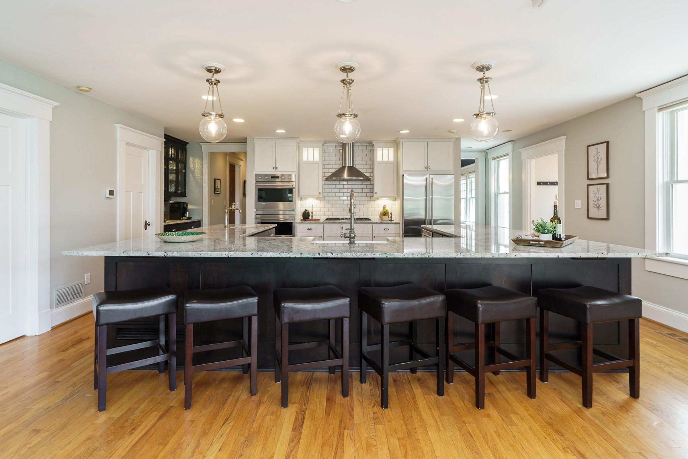 439 S Parkview Avenue