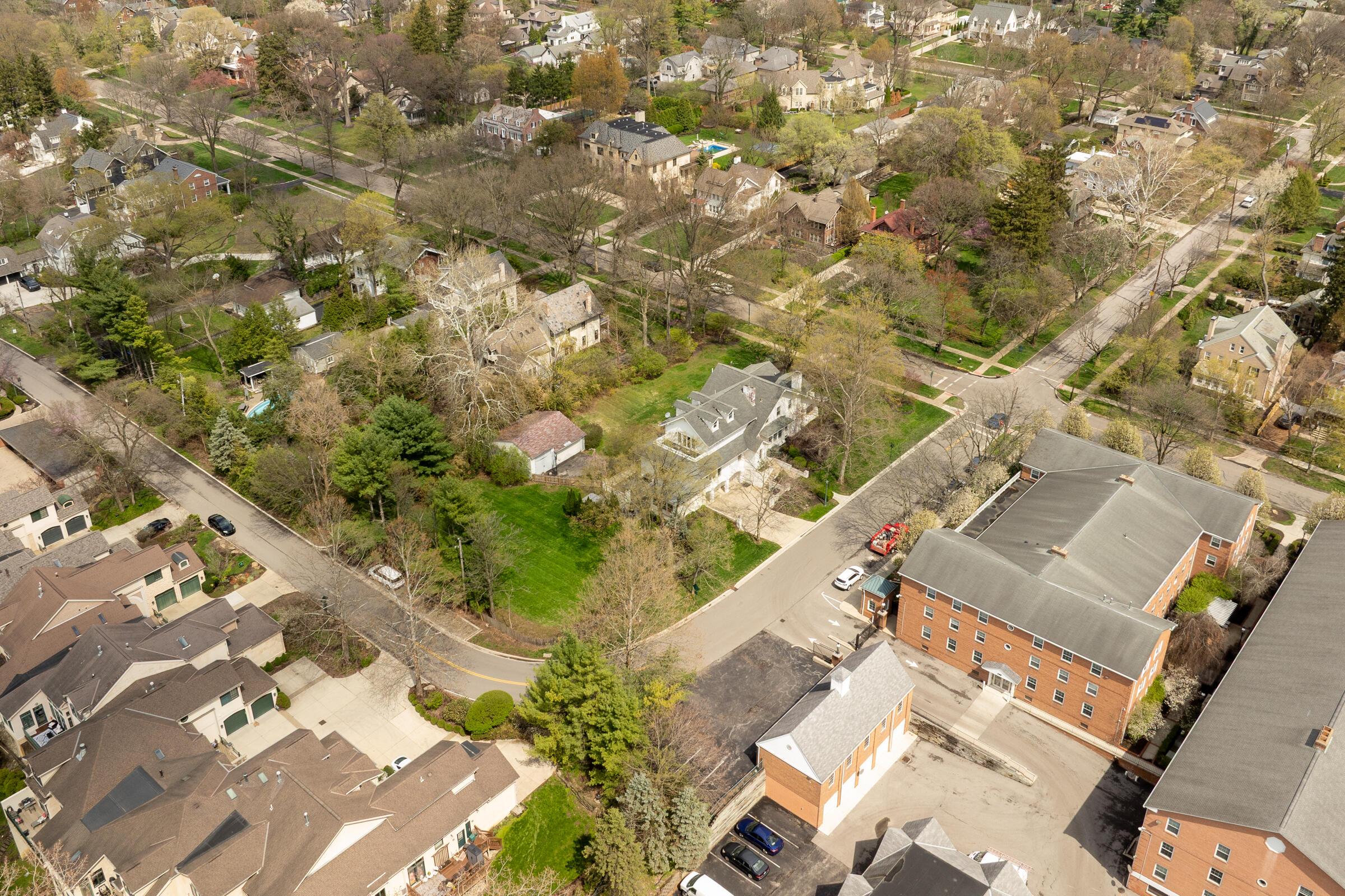 439 S Parkview Avenue