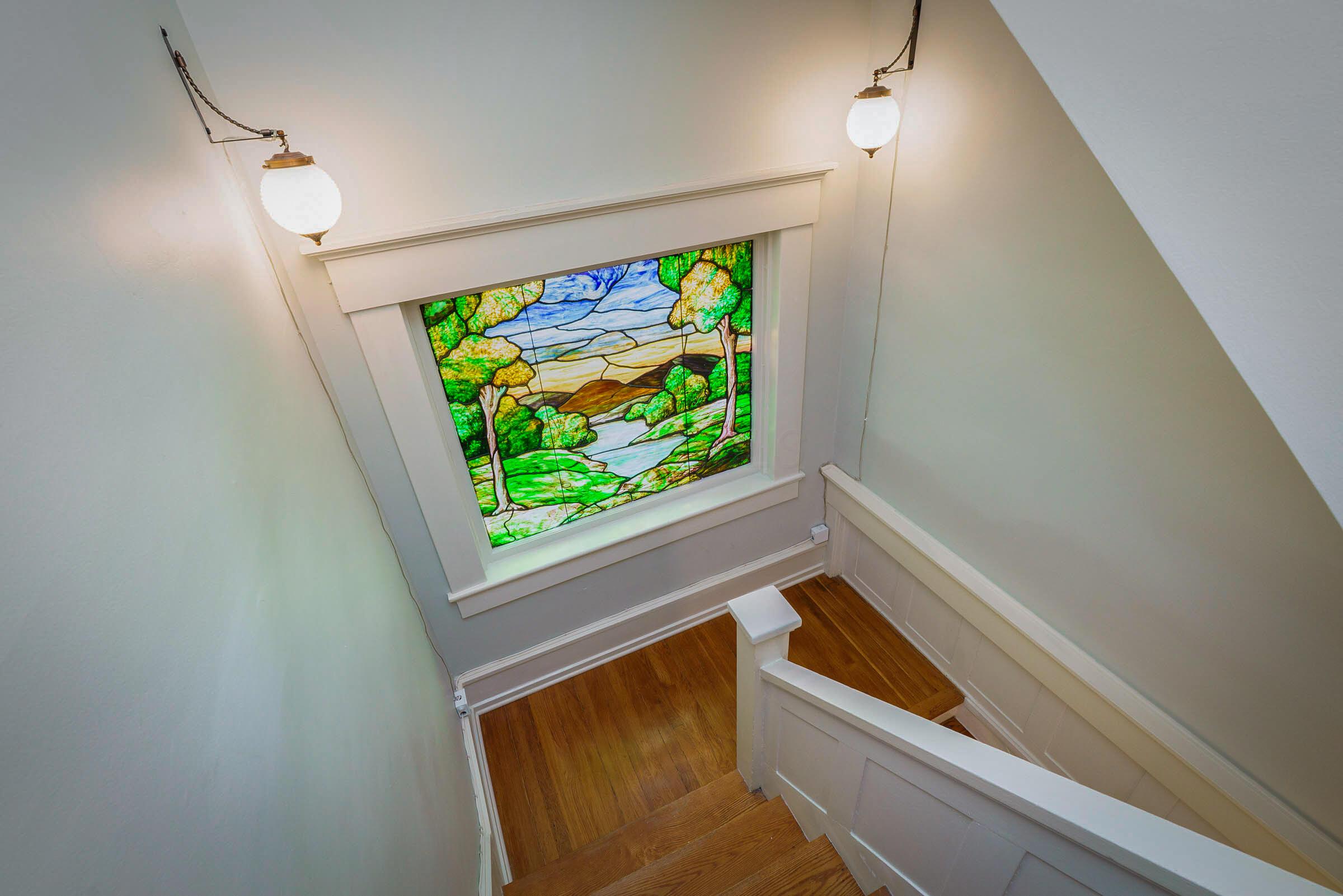 439 S Parkview Avenue