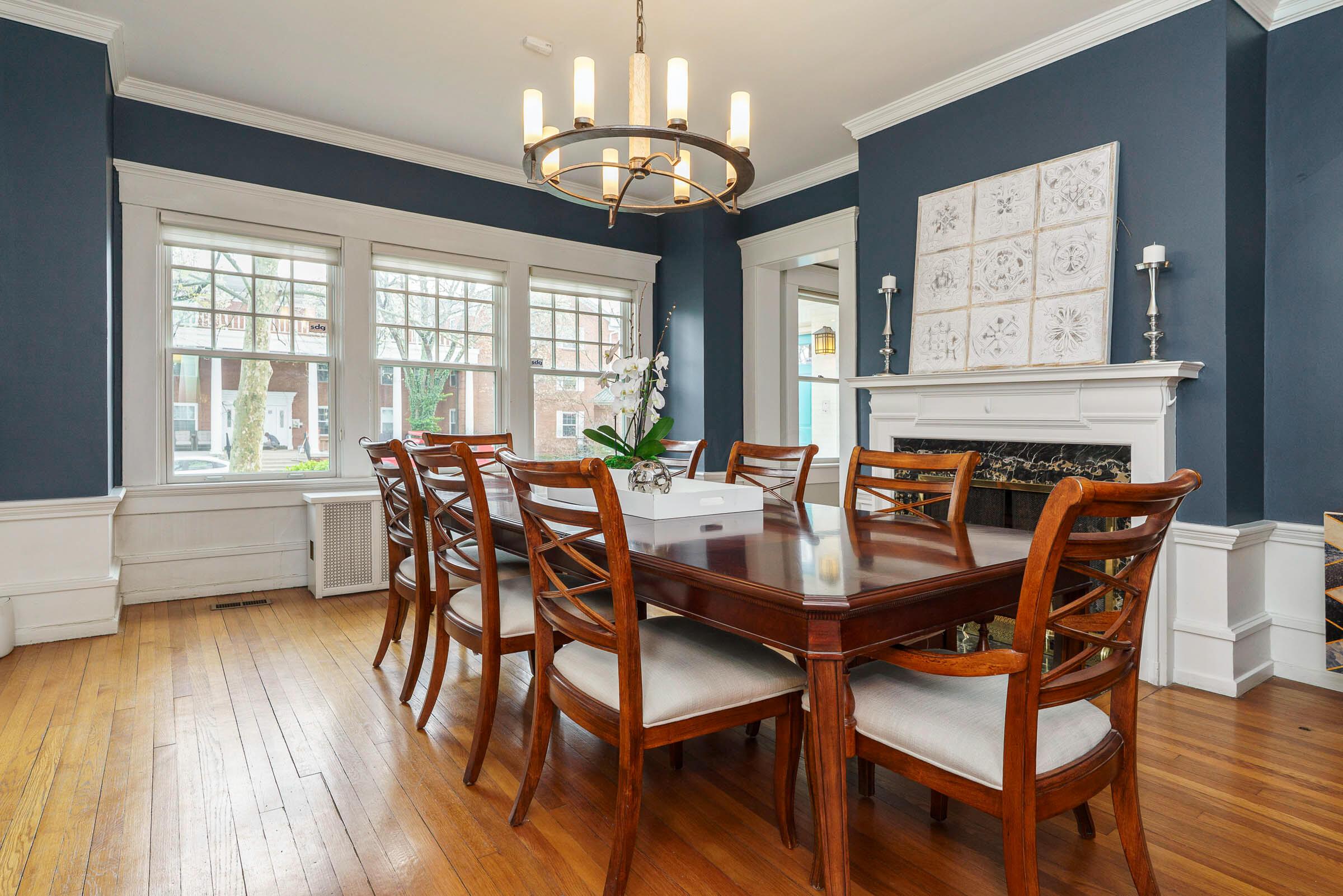 439 S Parkview Avenue