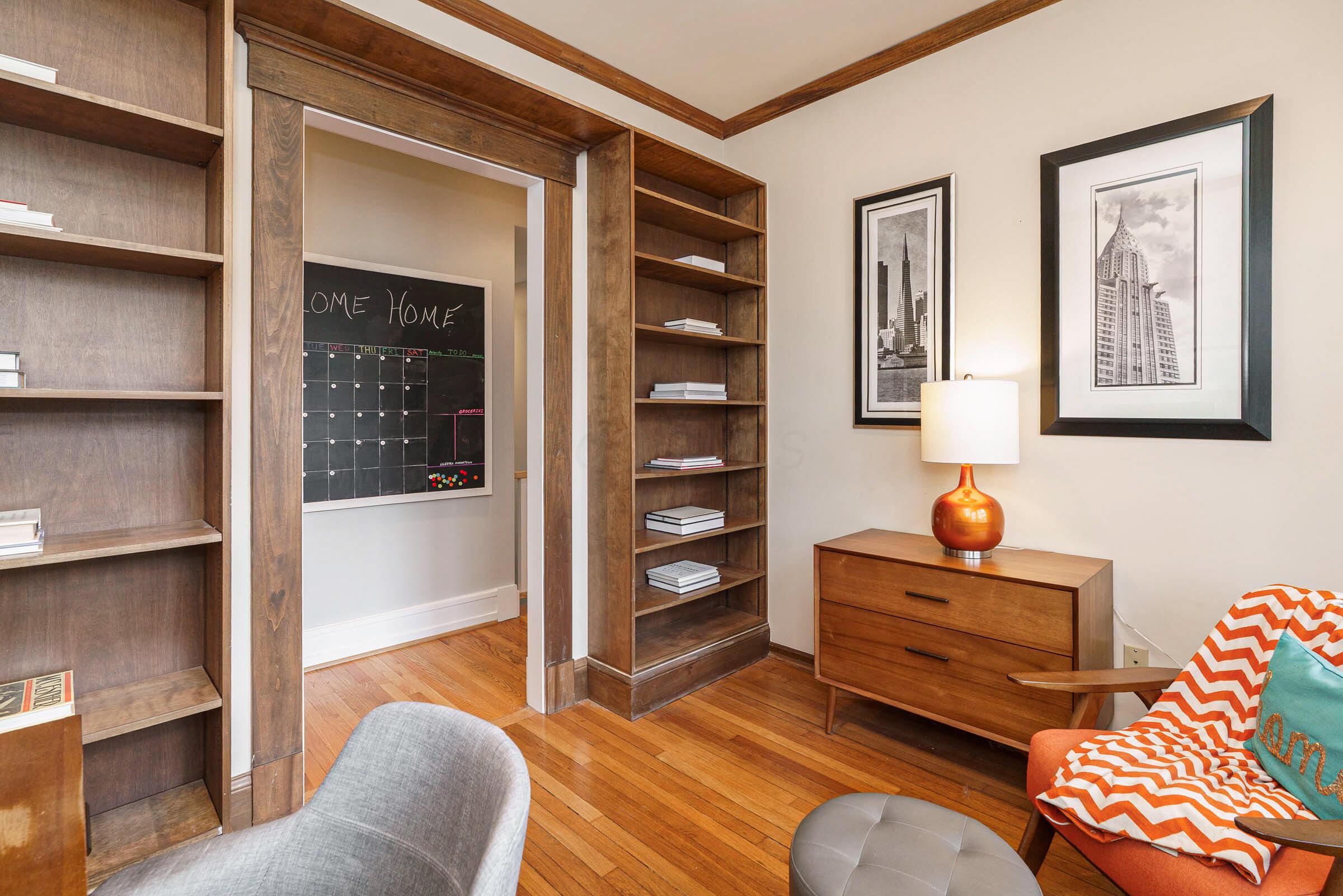 439 S Parkview Avenue