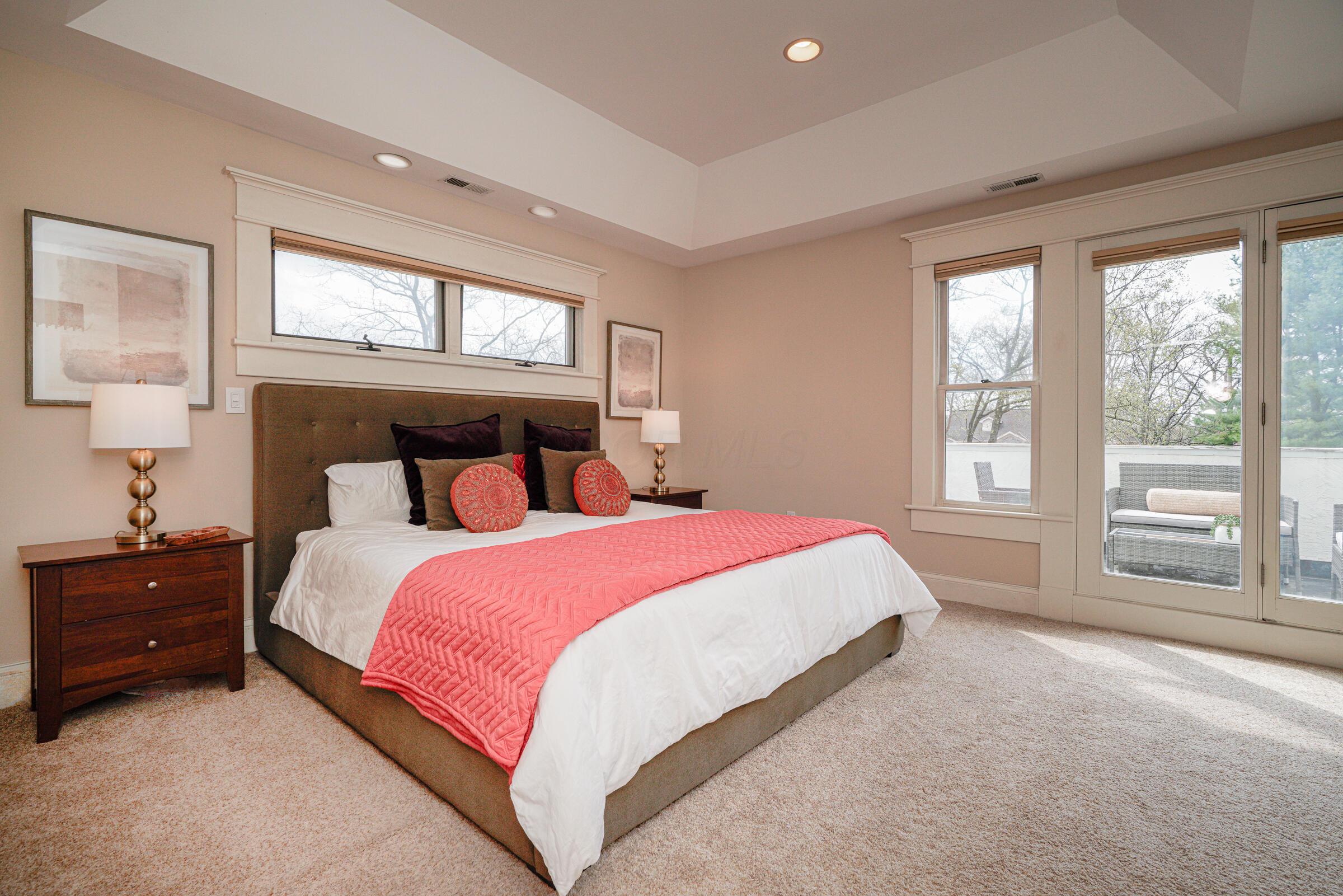 439 S Parkview Avenue