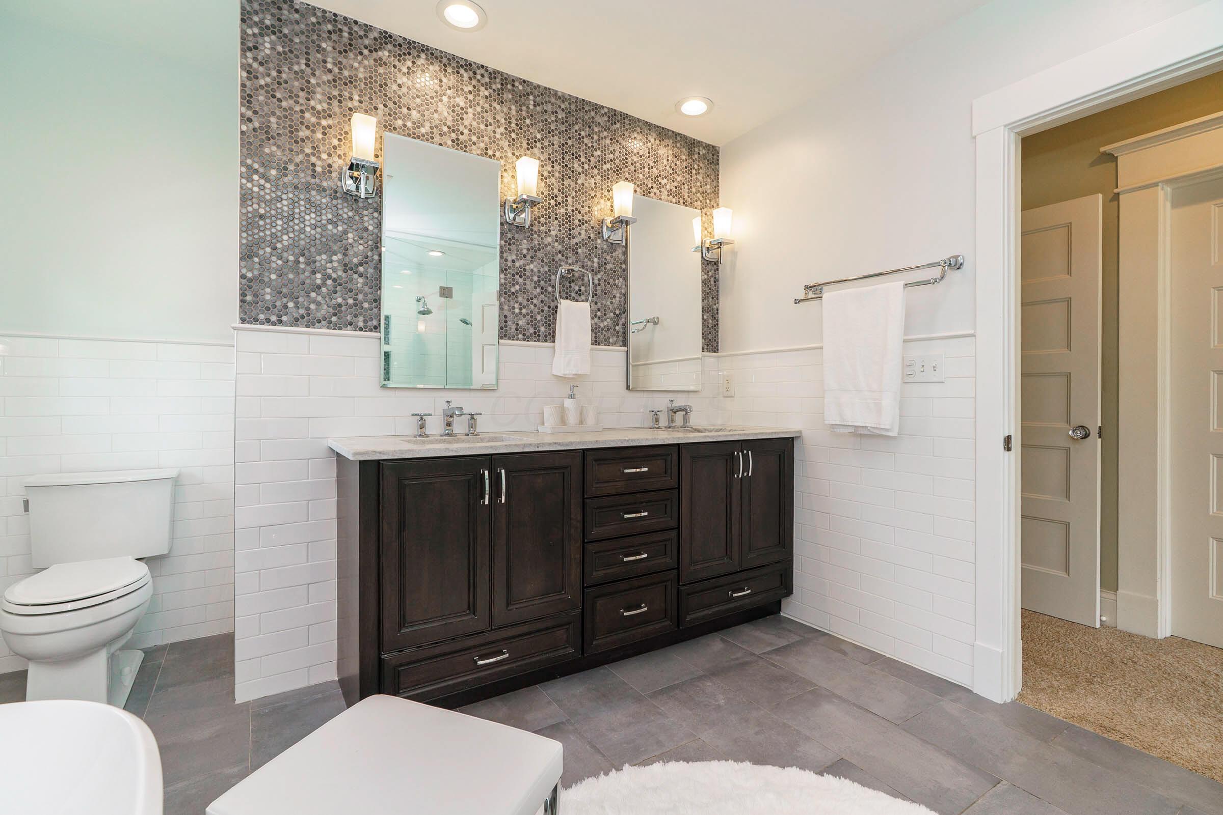 439 S Parkview Avenue