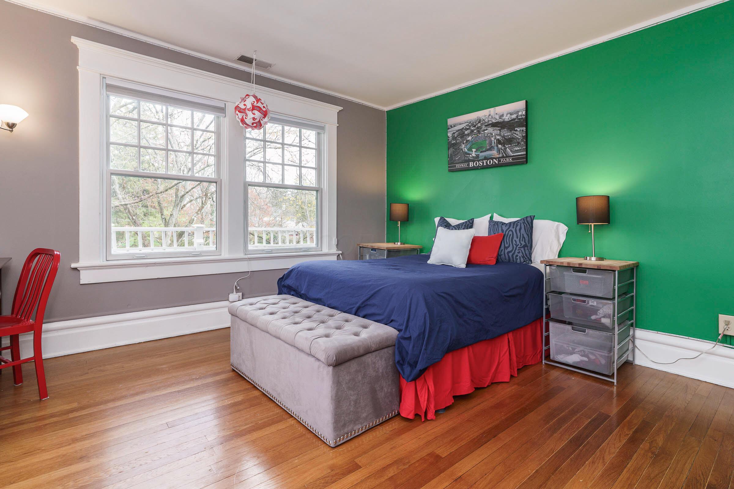 439 S Parkview Avenue