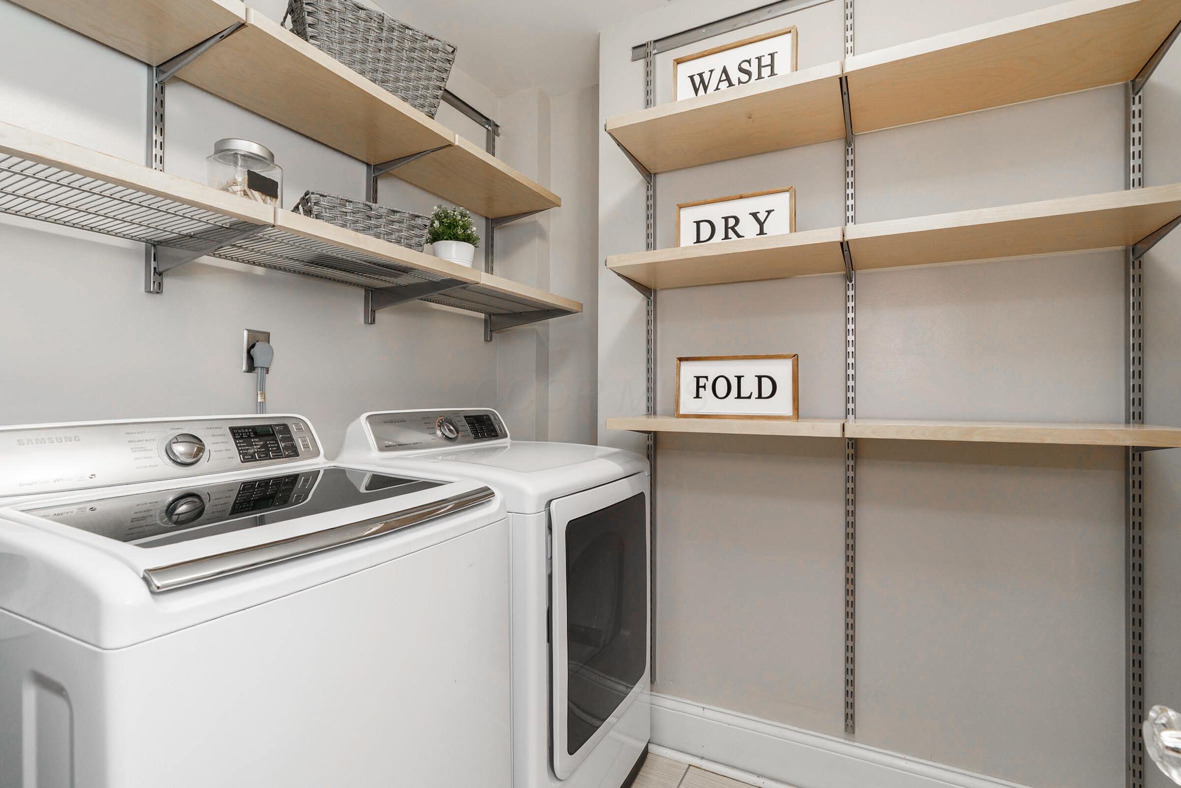 439 S Parkview Avenue