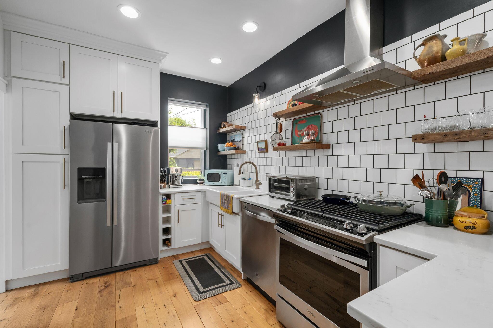 363 E Kossuth Street