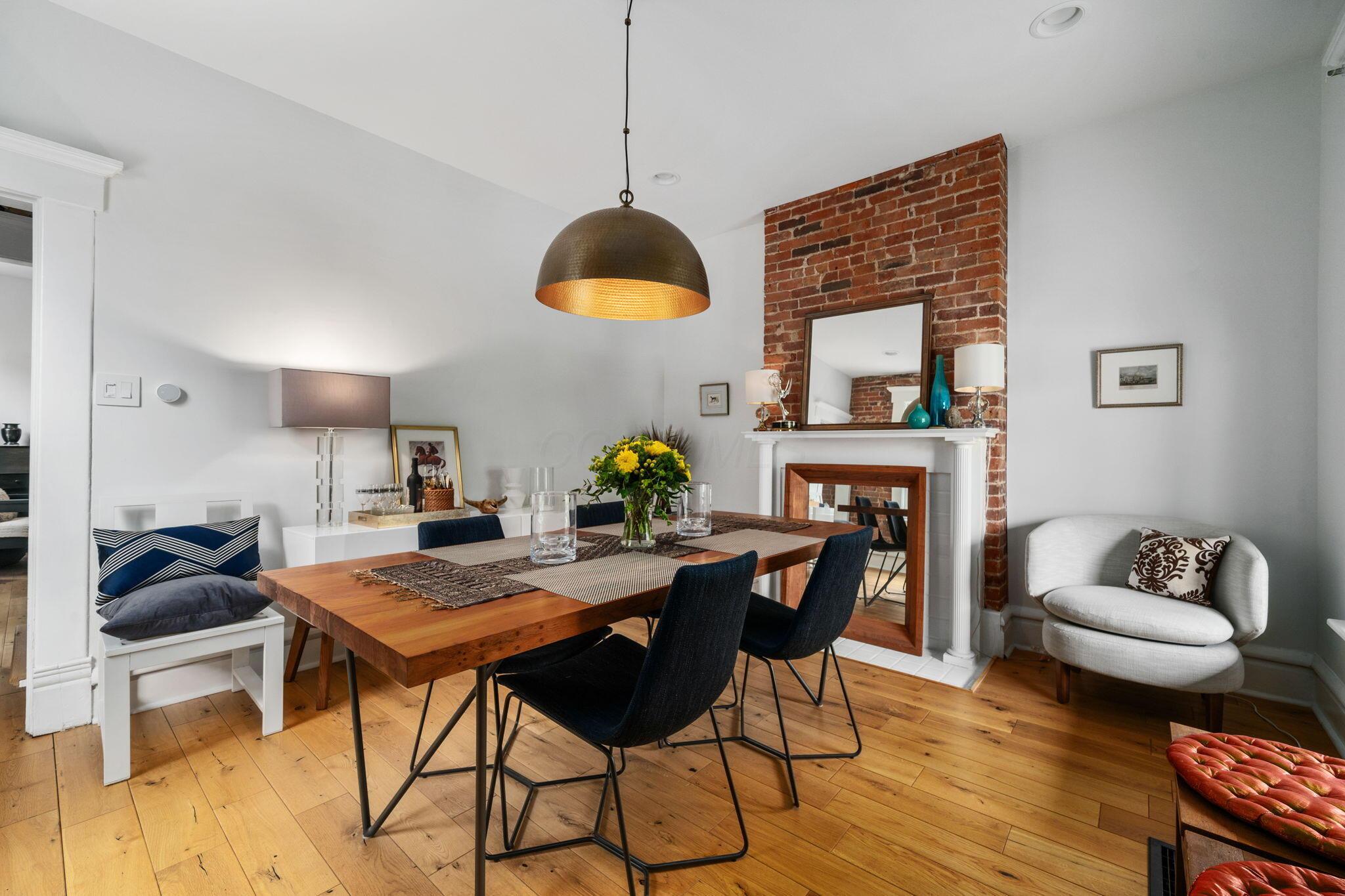 363 E Kossuth Street