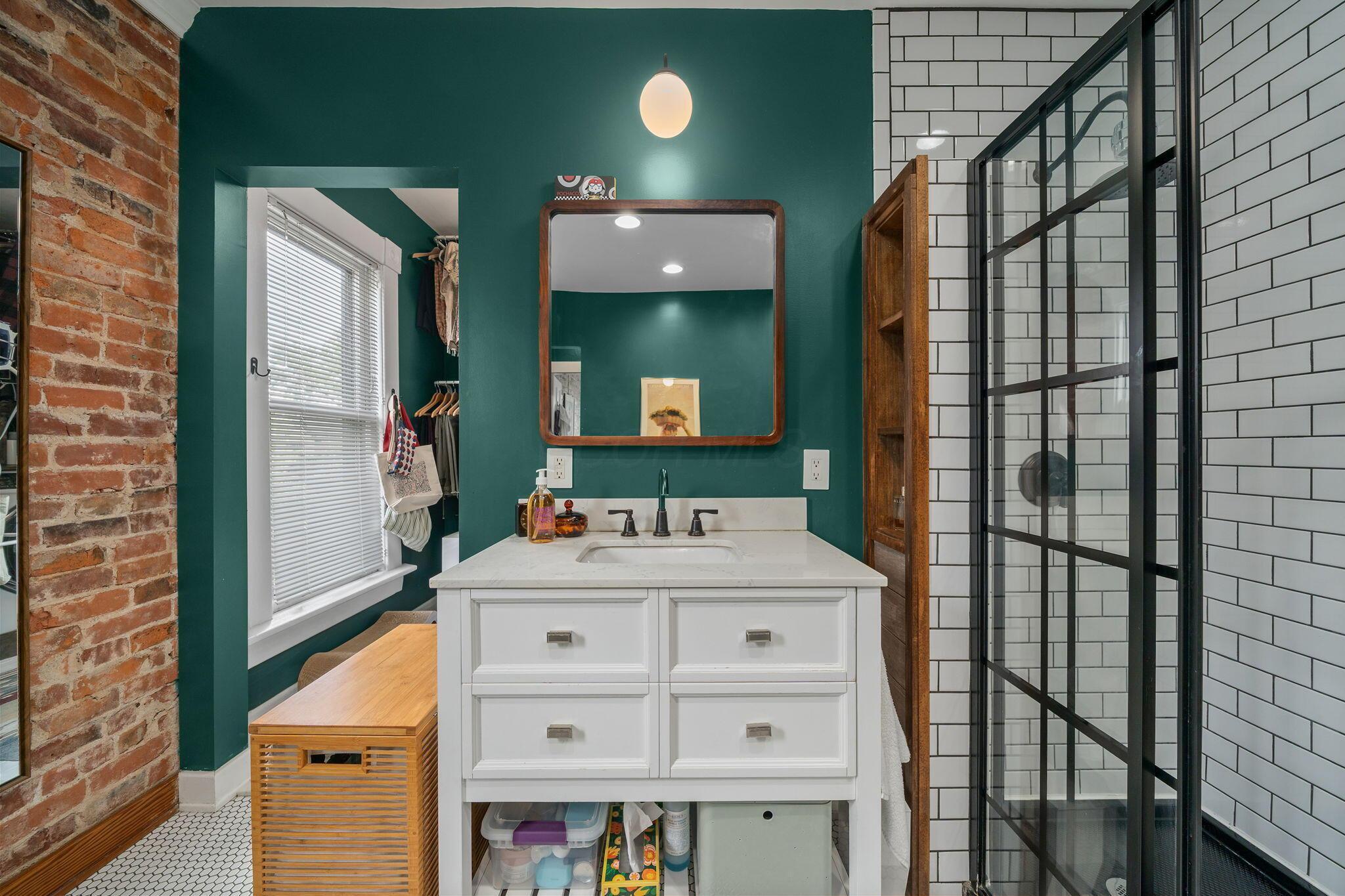 363 E Kossuth Street