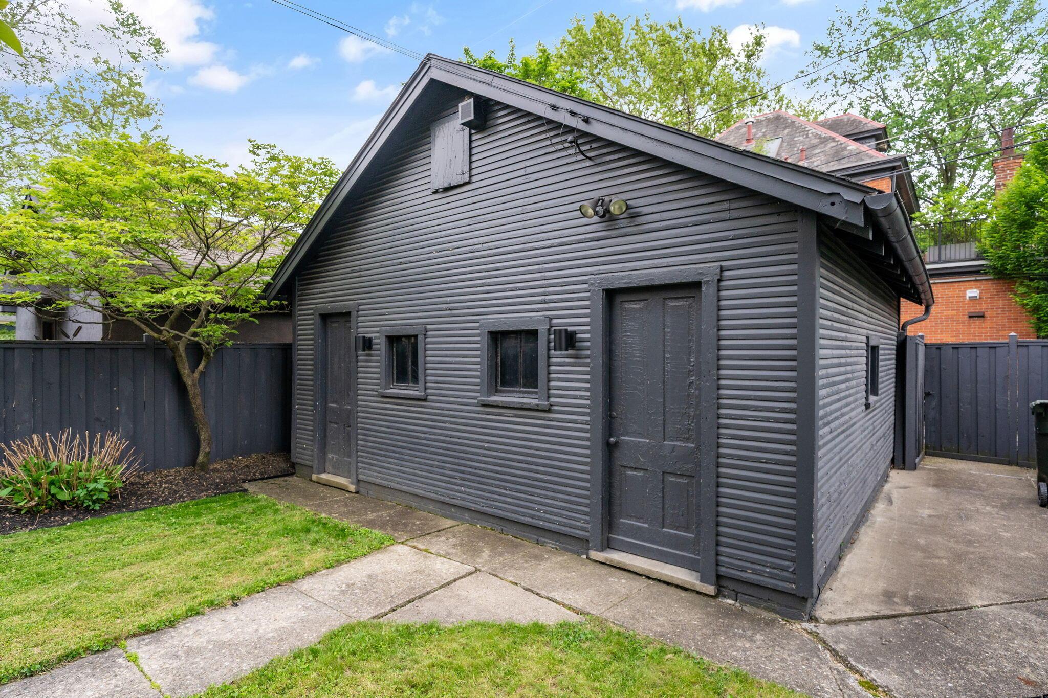 363 E Kossuth Street