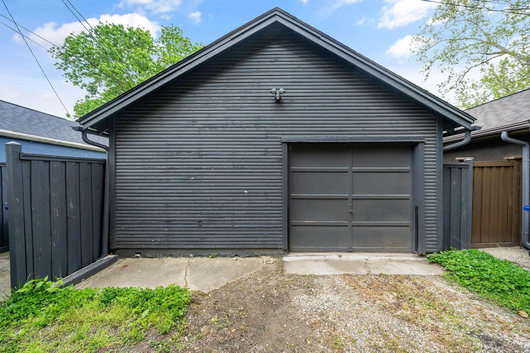 363 E Kossuth Street