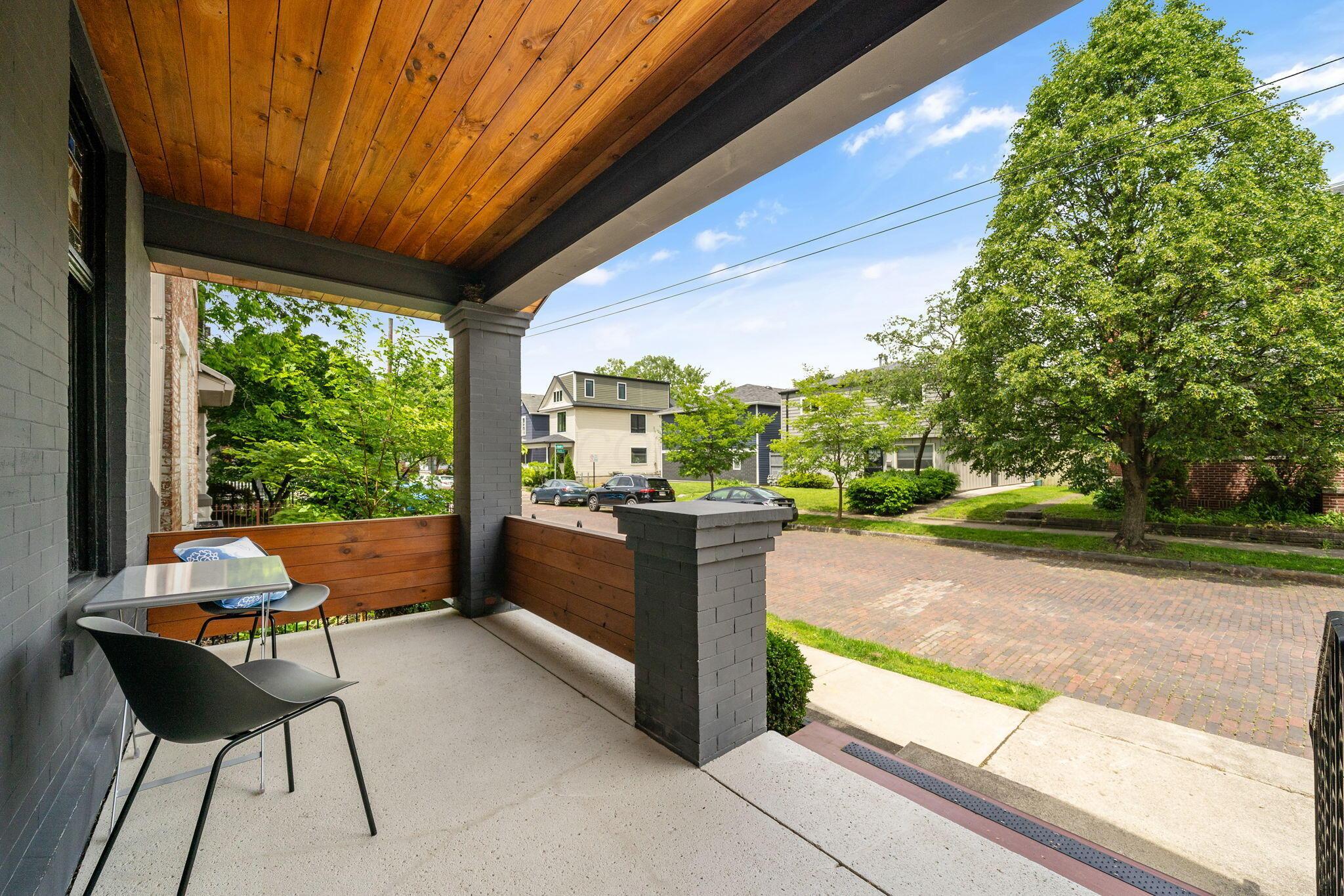 363 E Kossuth Street