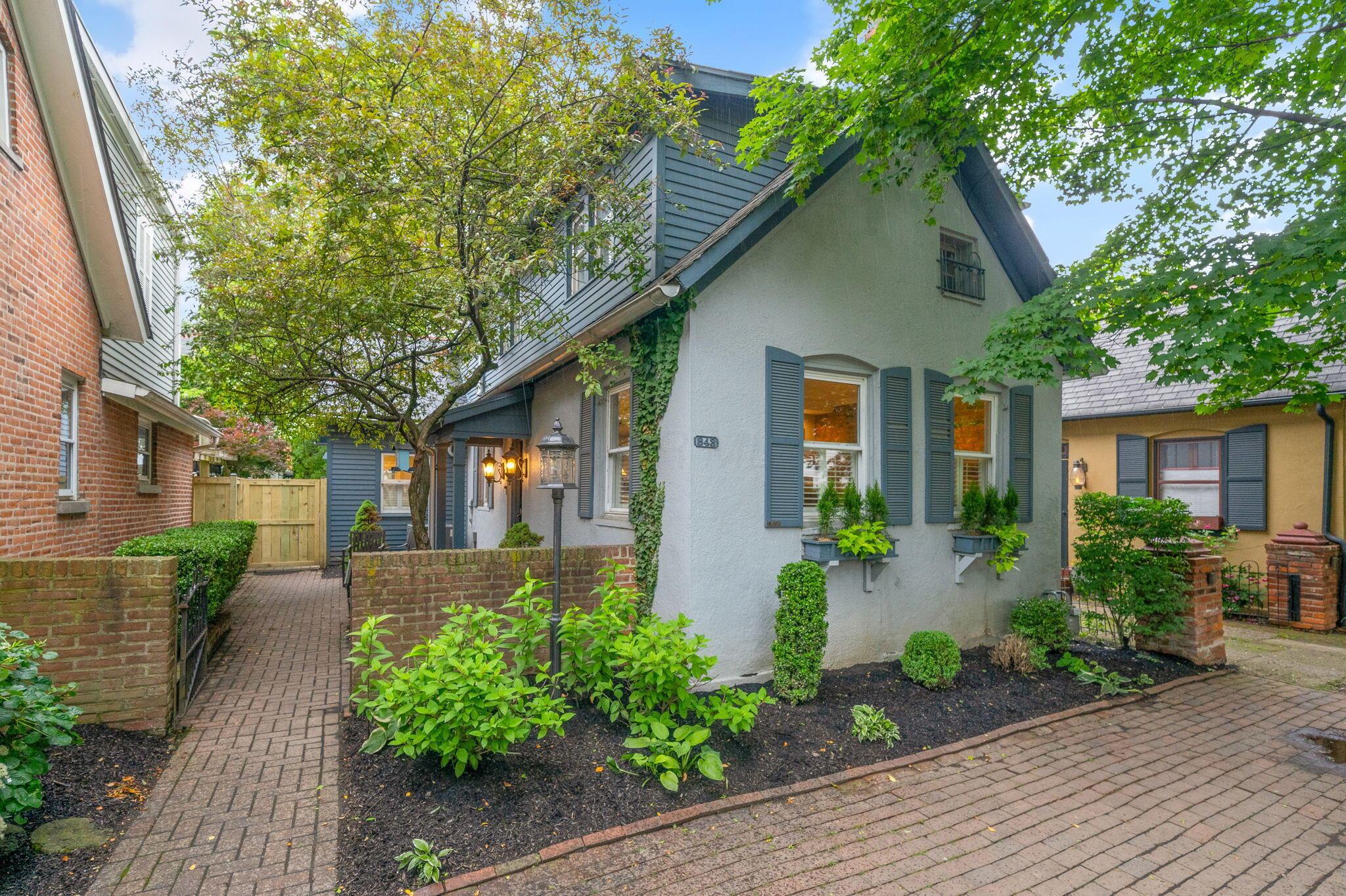 843 City Park Avenue