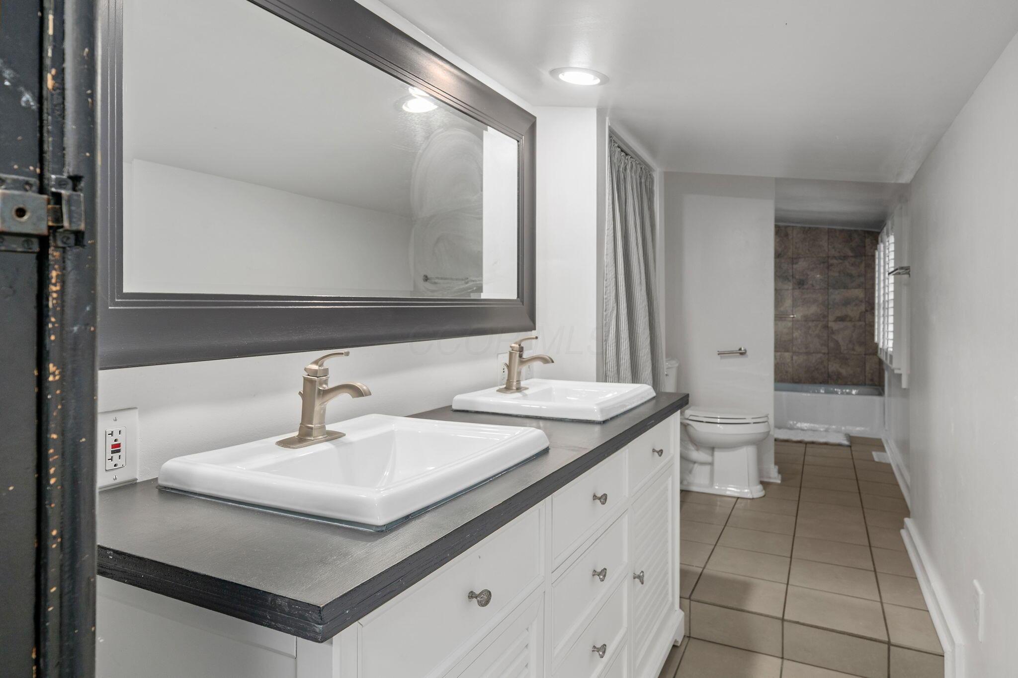 843 City Park Avenue