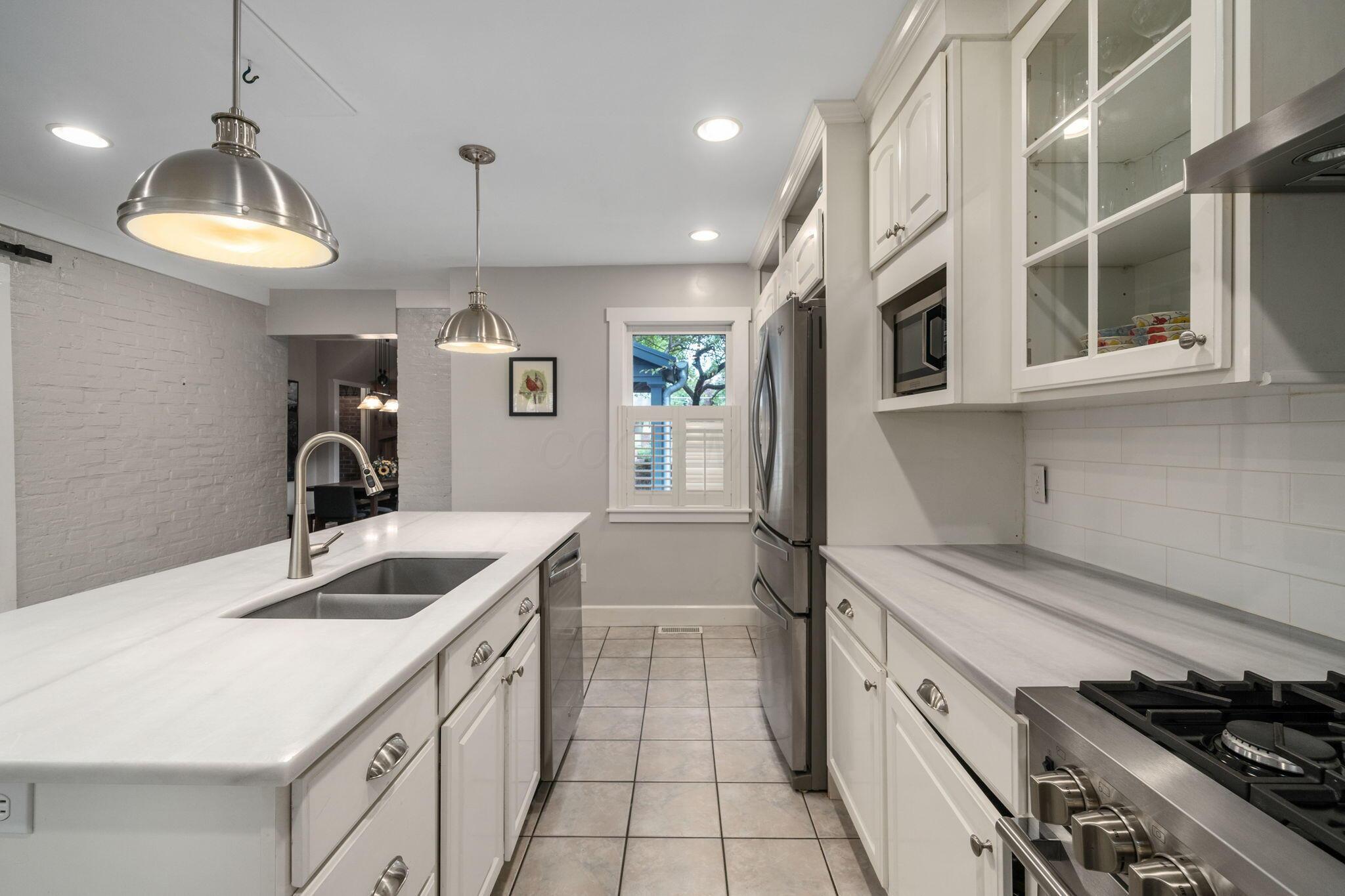 843 City Park Avenue