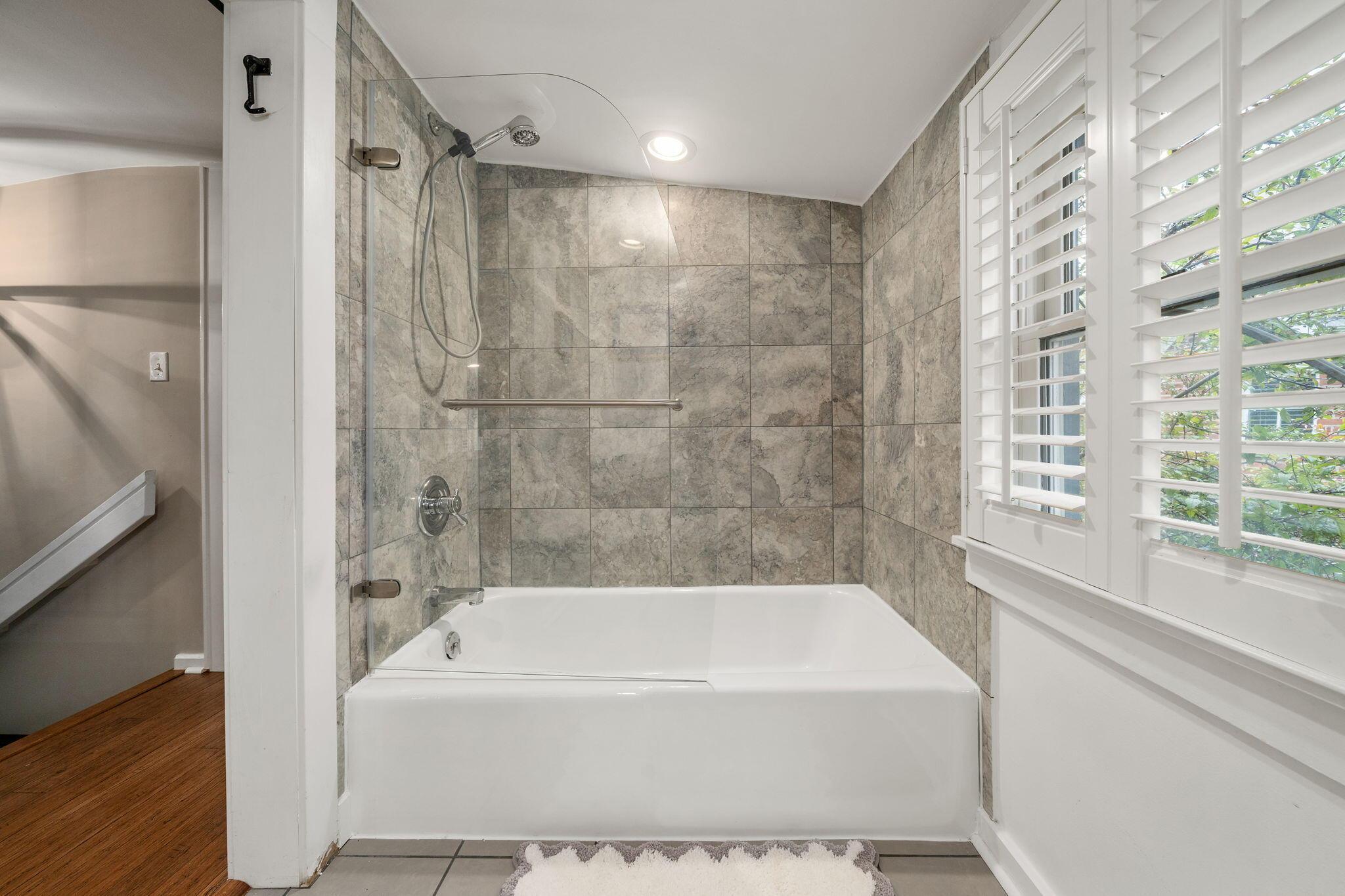 843 City Park Avenue