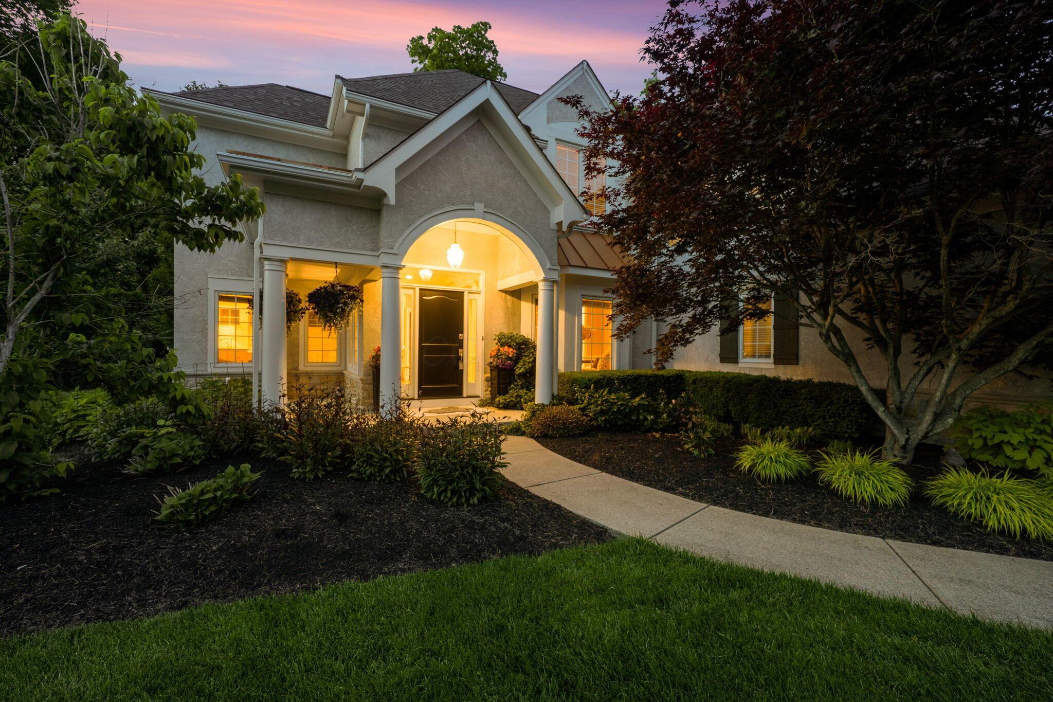 712 Riverbend Avenue