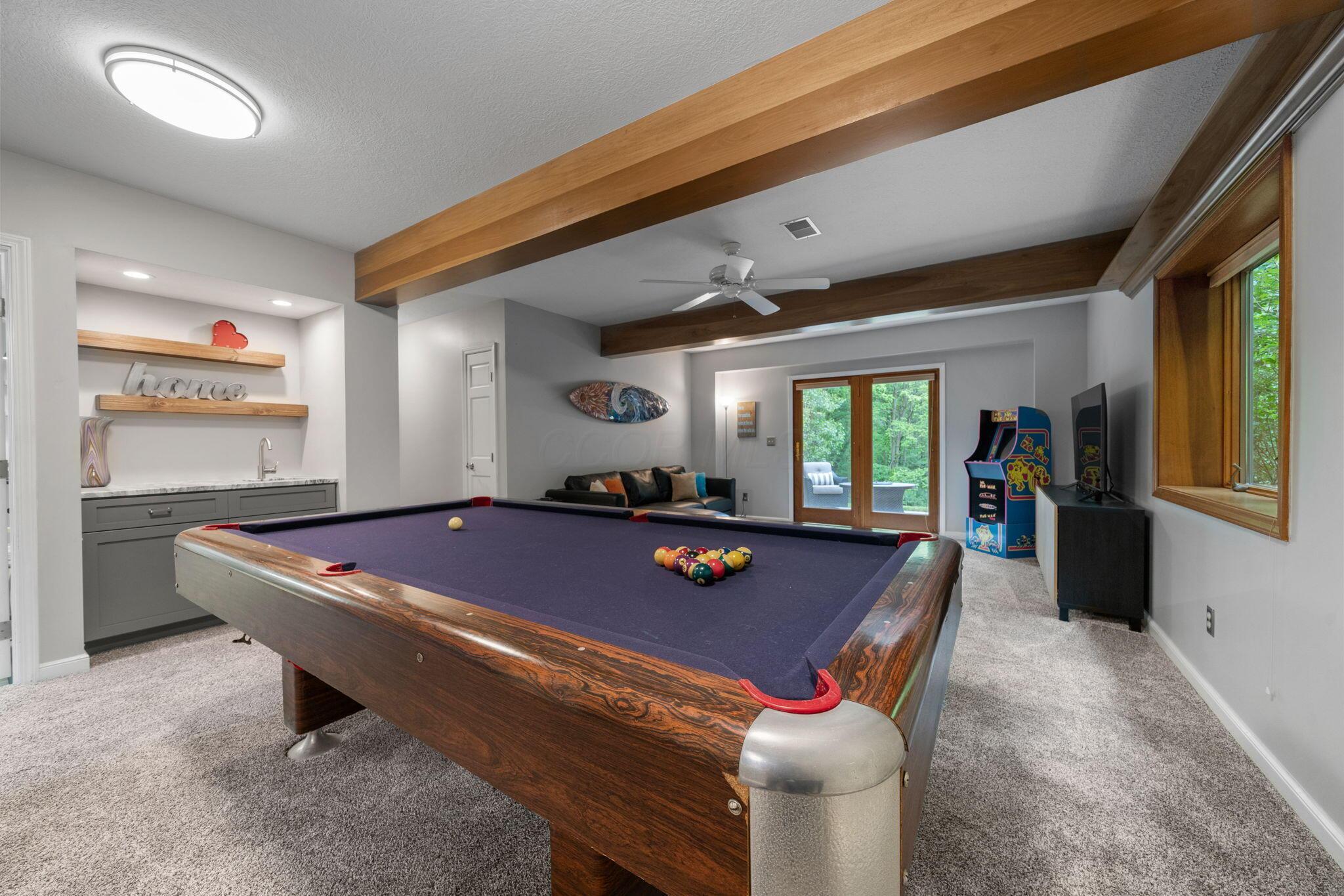 6659 Lakeside Circle E