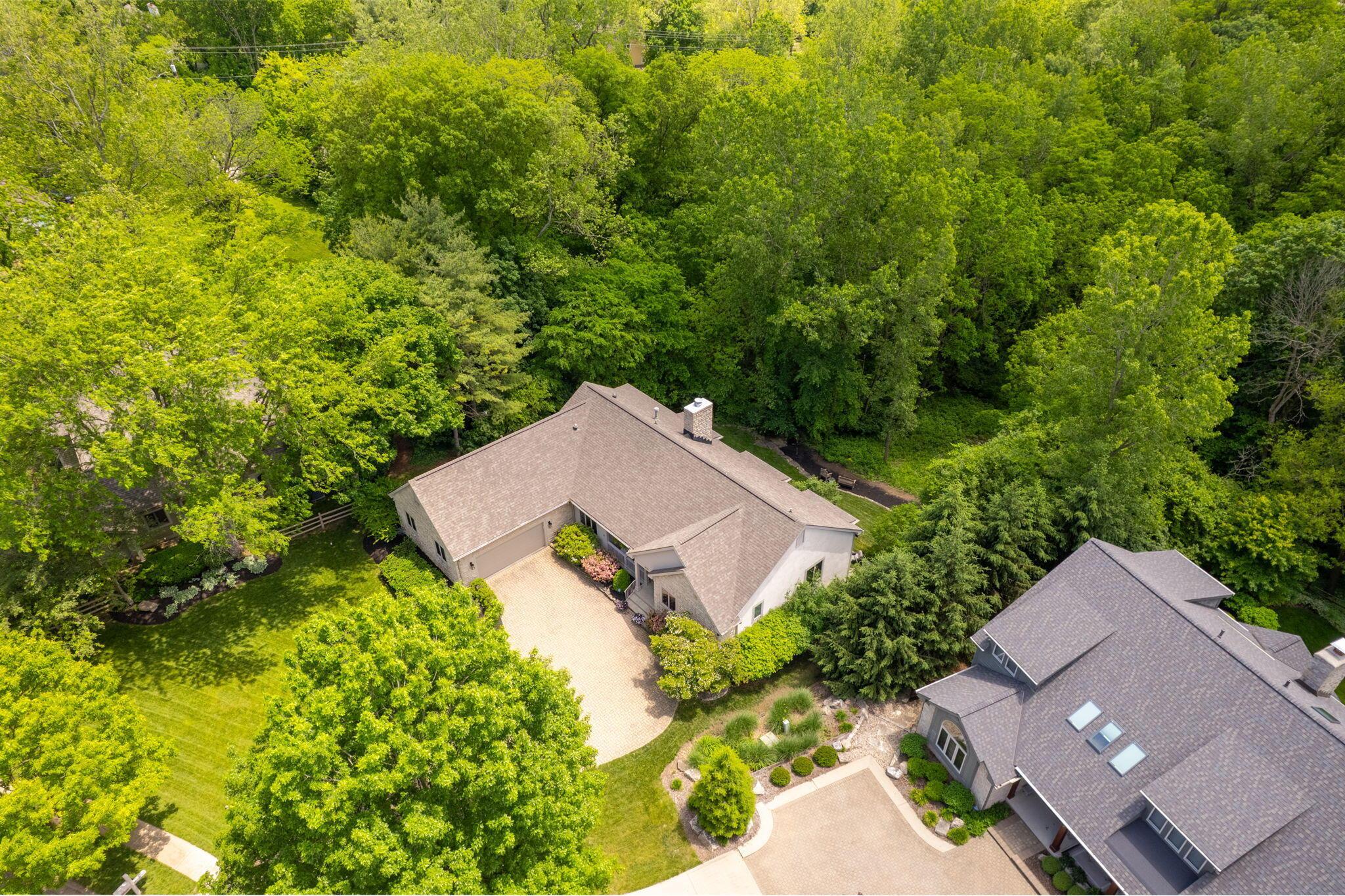 6659 Lakeside Circle E