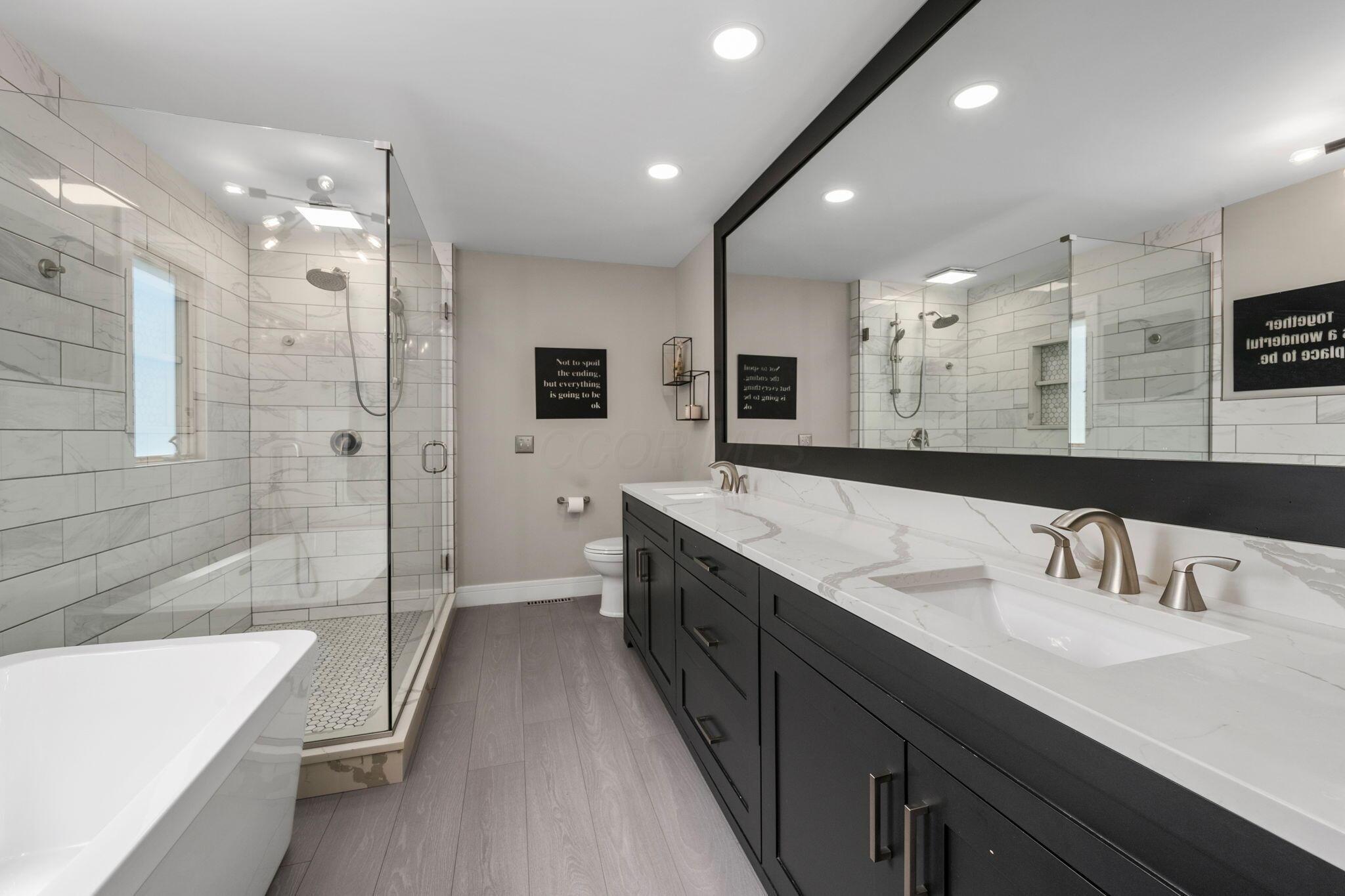 6659 Lakeside Circle E