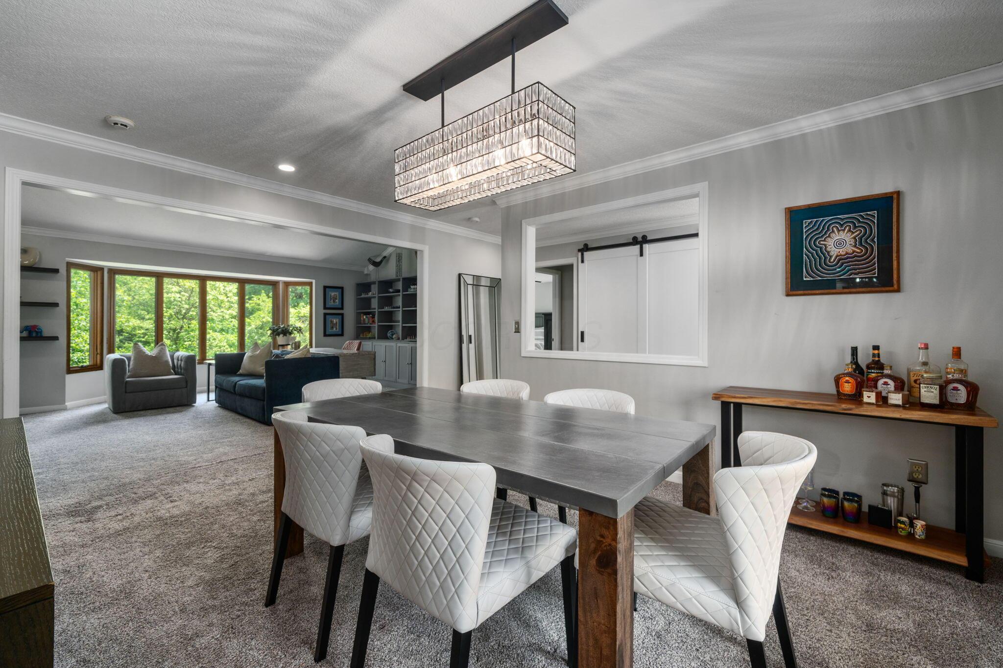 6659 Lakeside Circle E