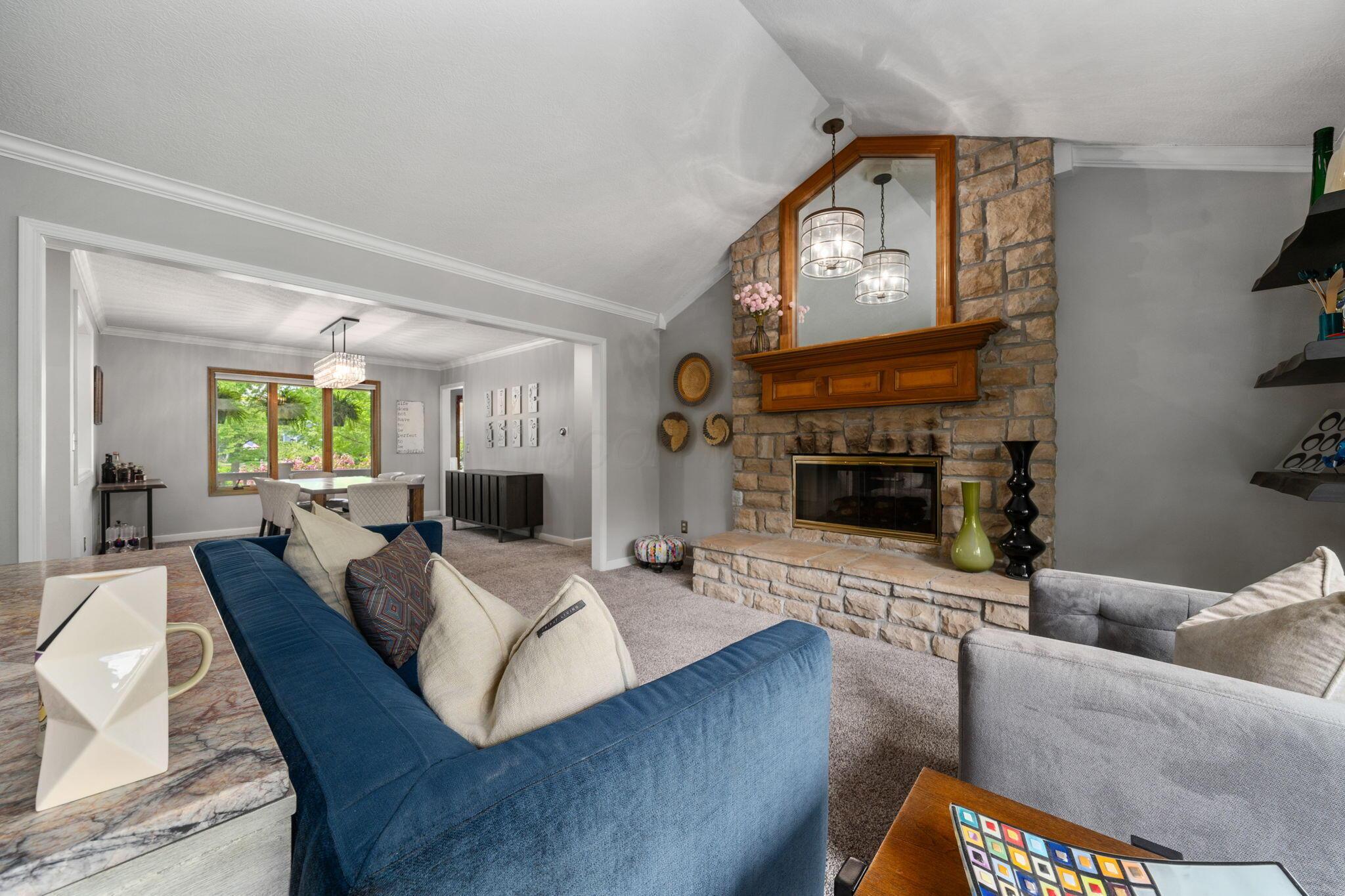 6659 Lakeside Circle E