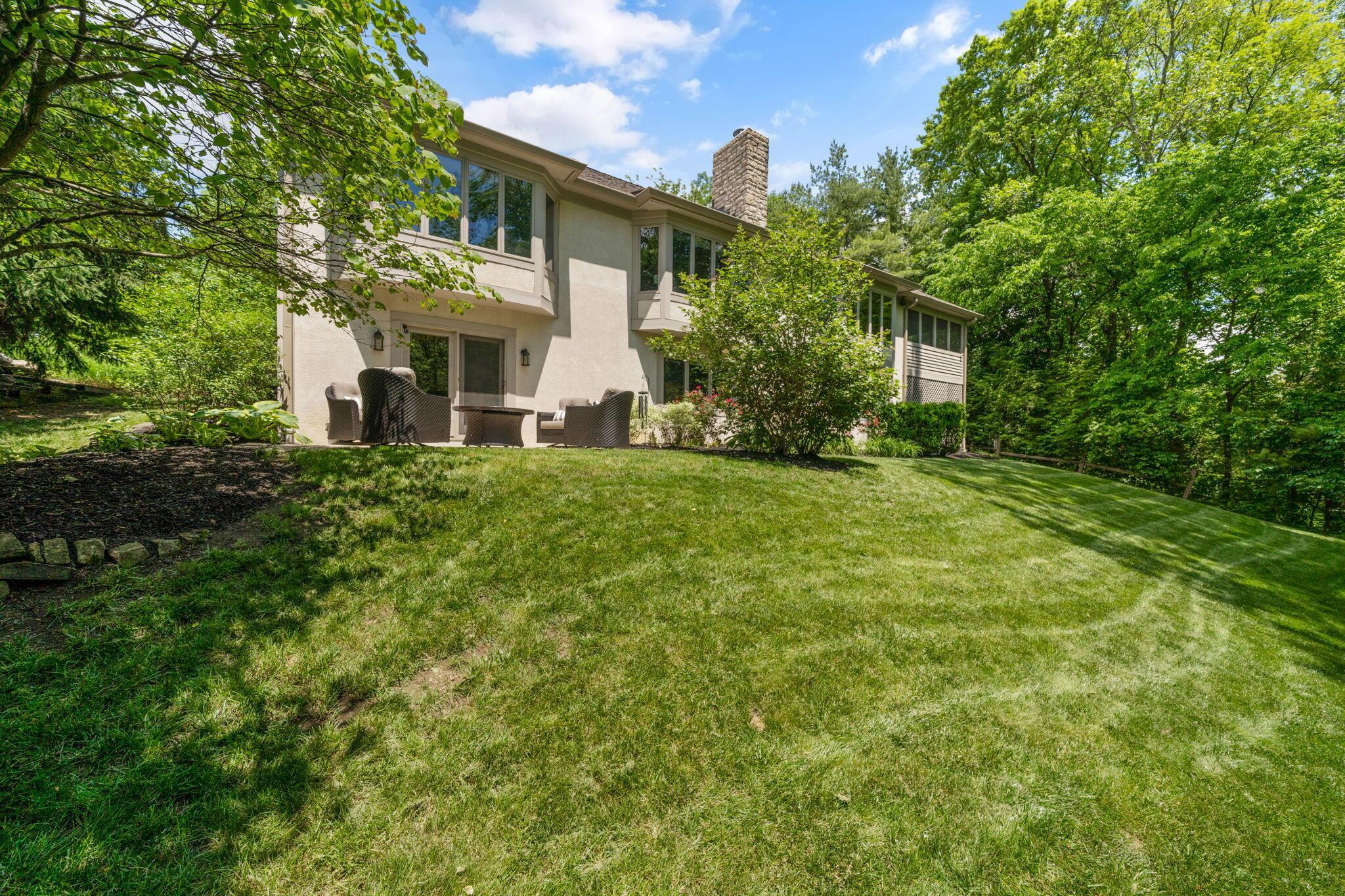 6659 Lakeside Circle E