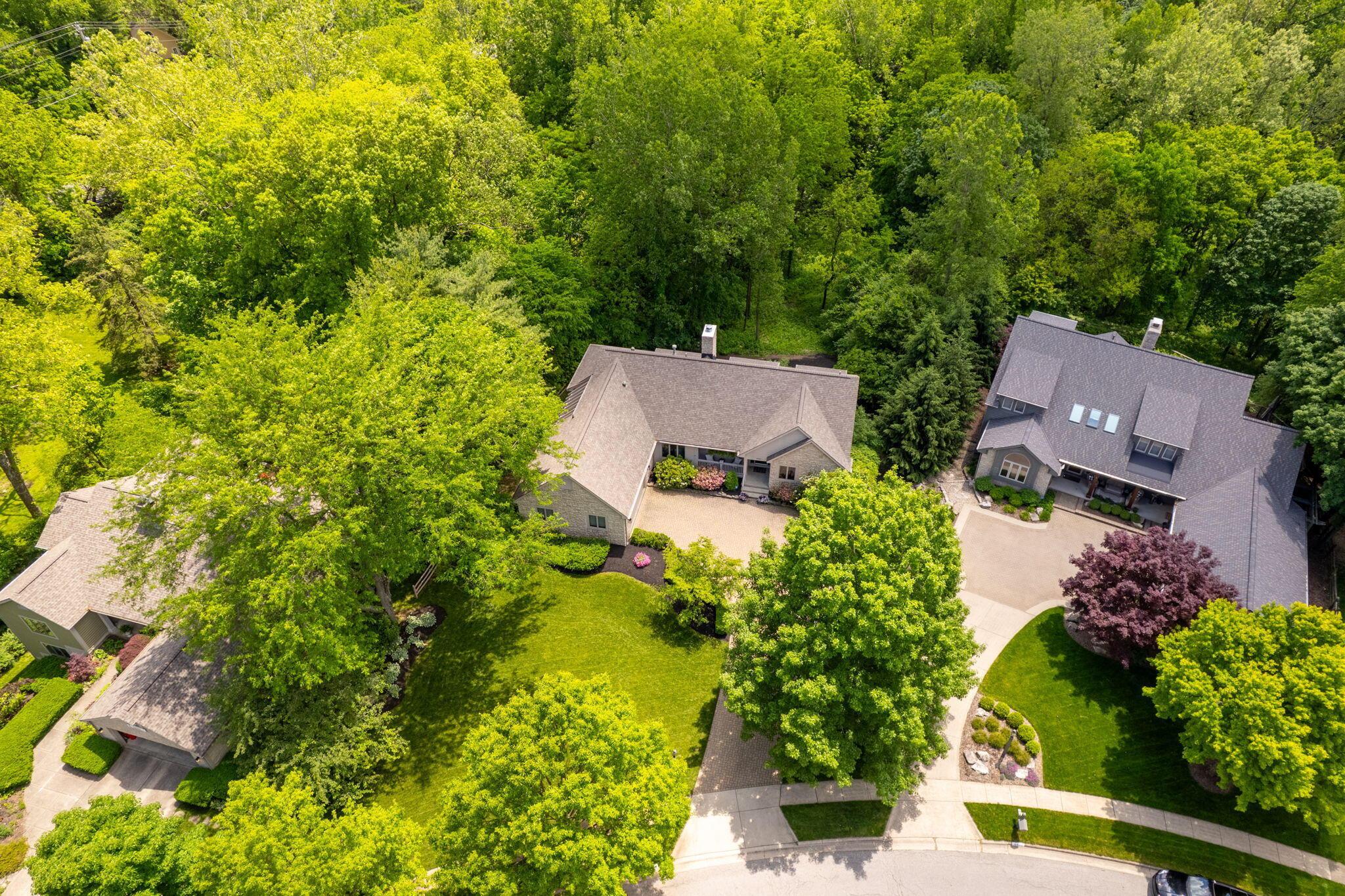 6659 Lakeside Circle E