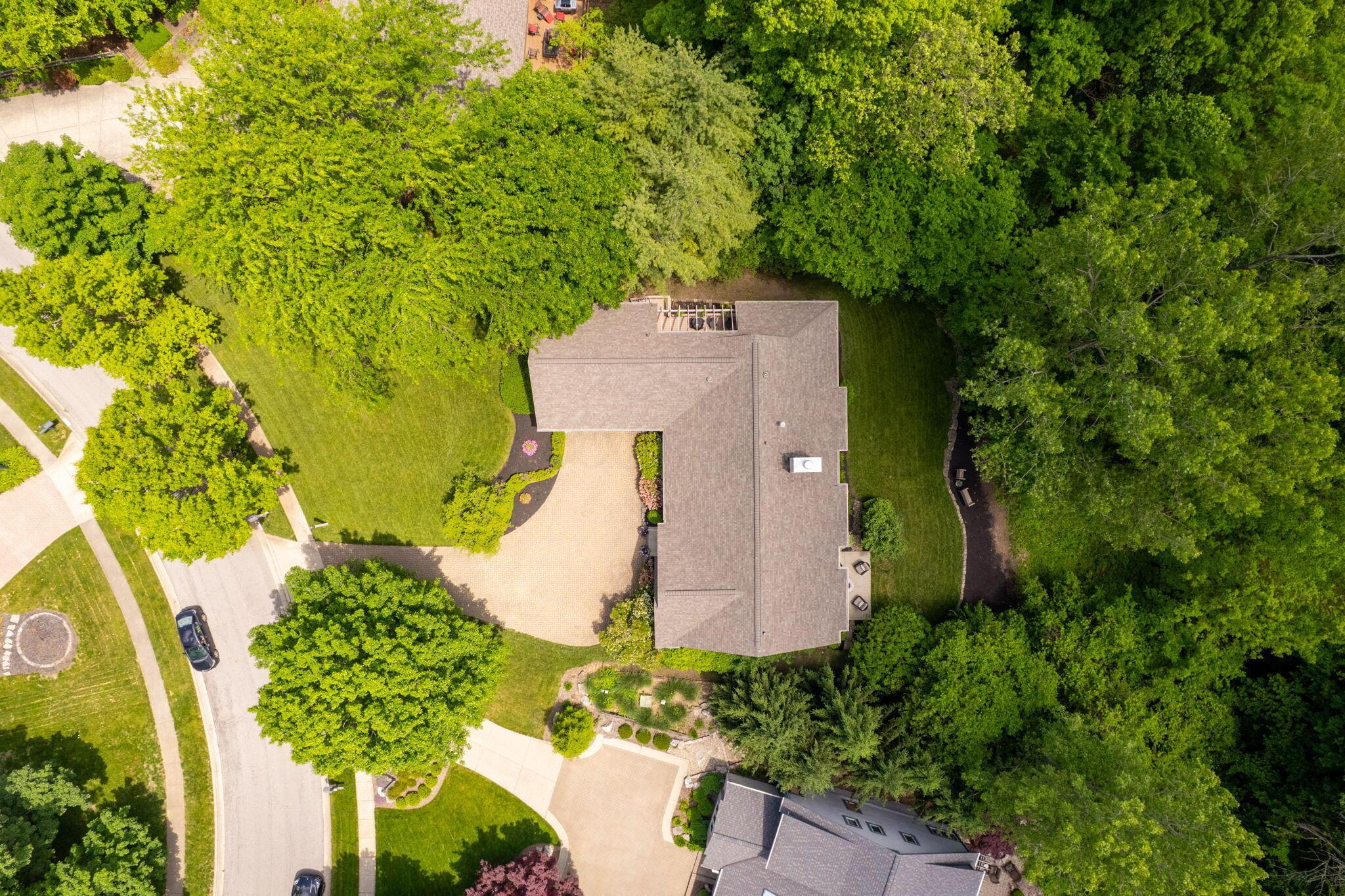 6659 Lakeside Circle E