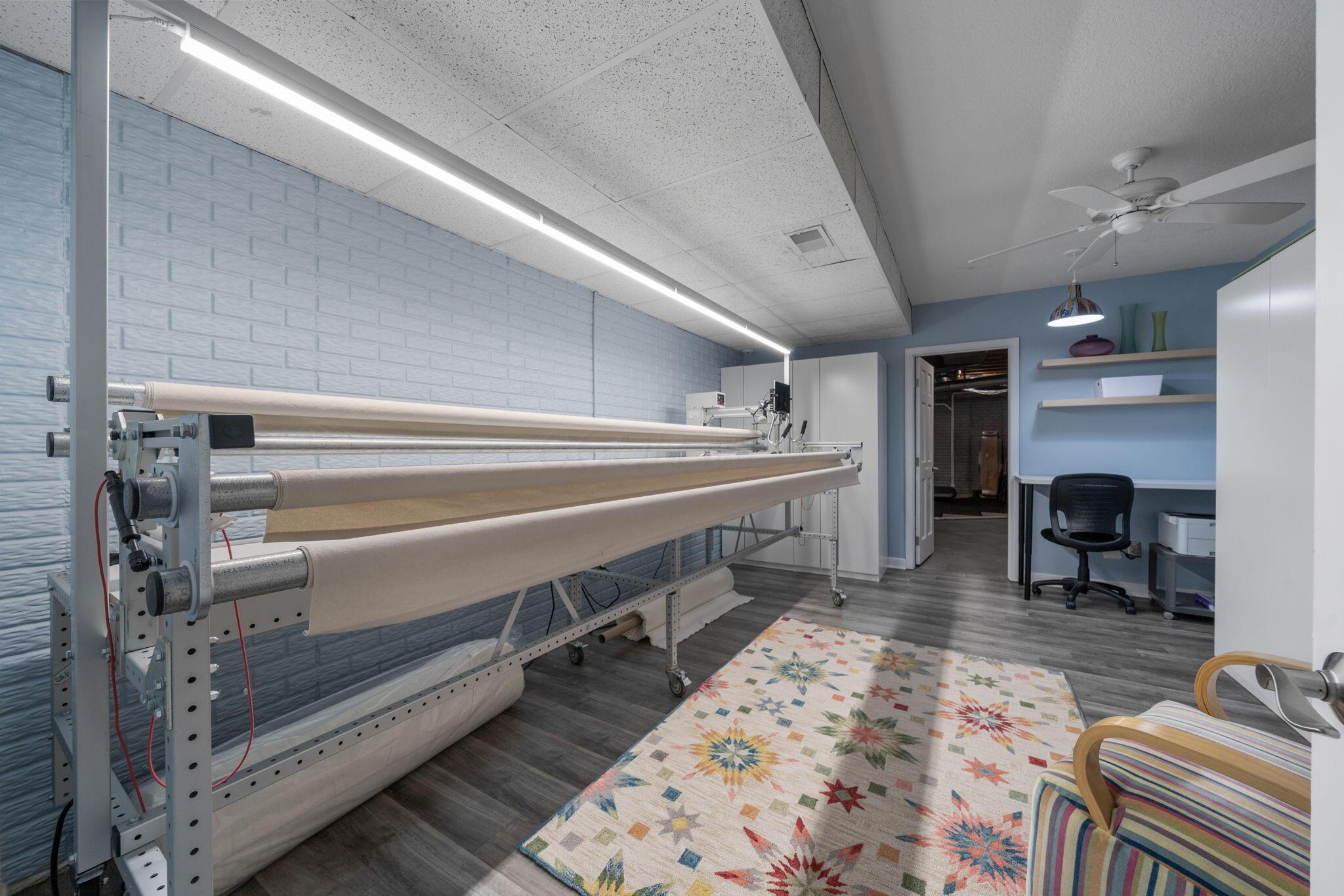 6659 Lakeside Circle E