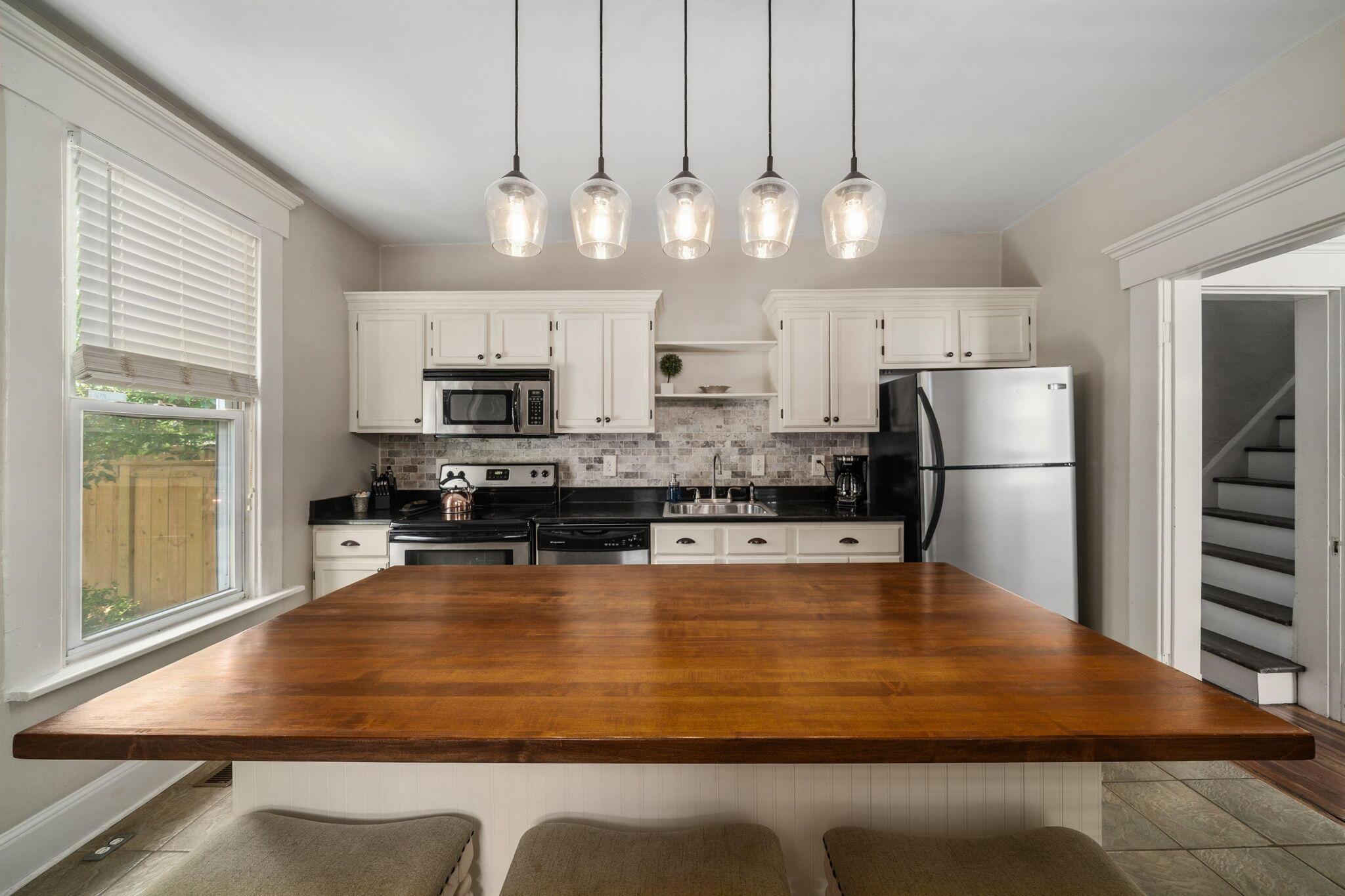 336 E Kossuth Street