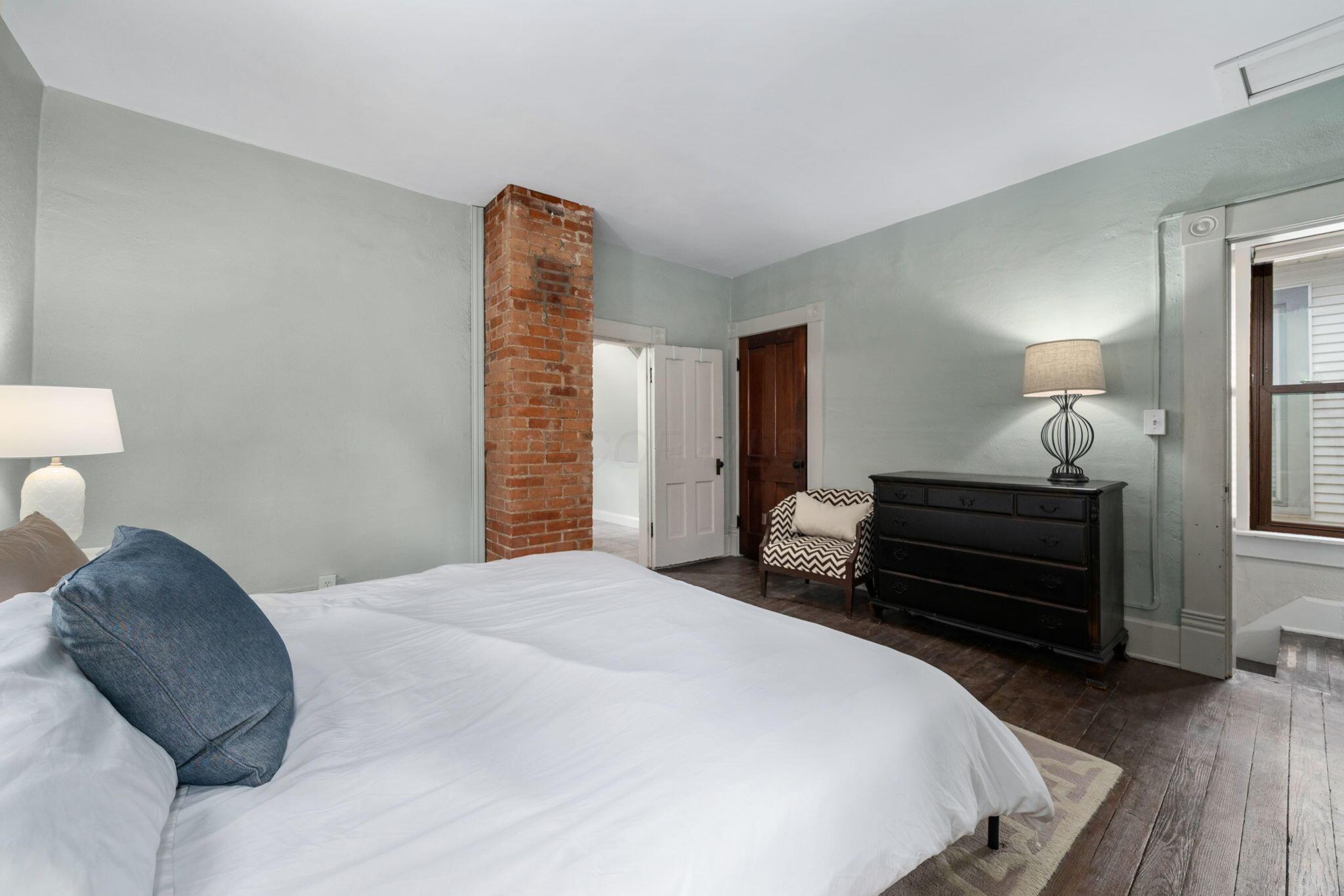 336 E Kossuth Street