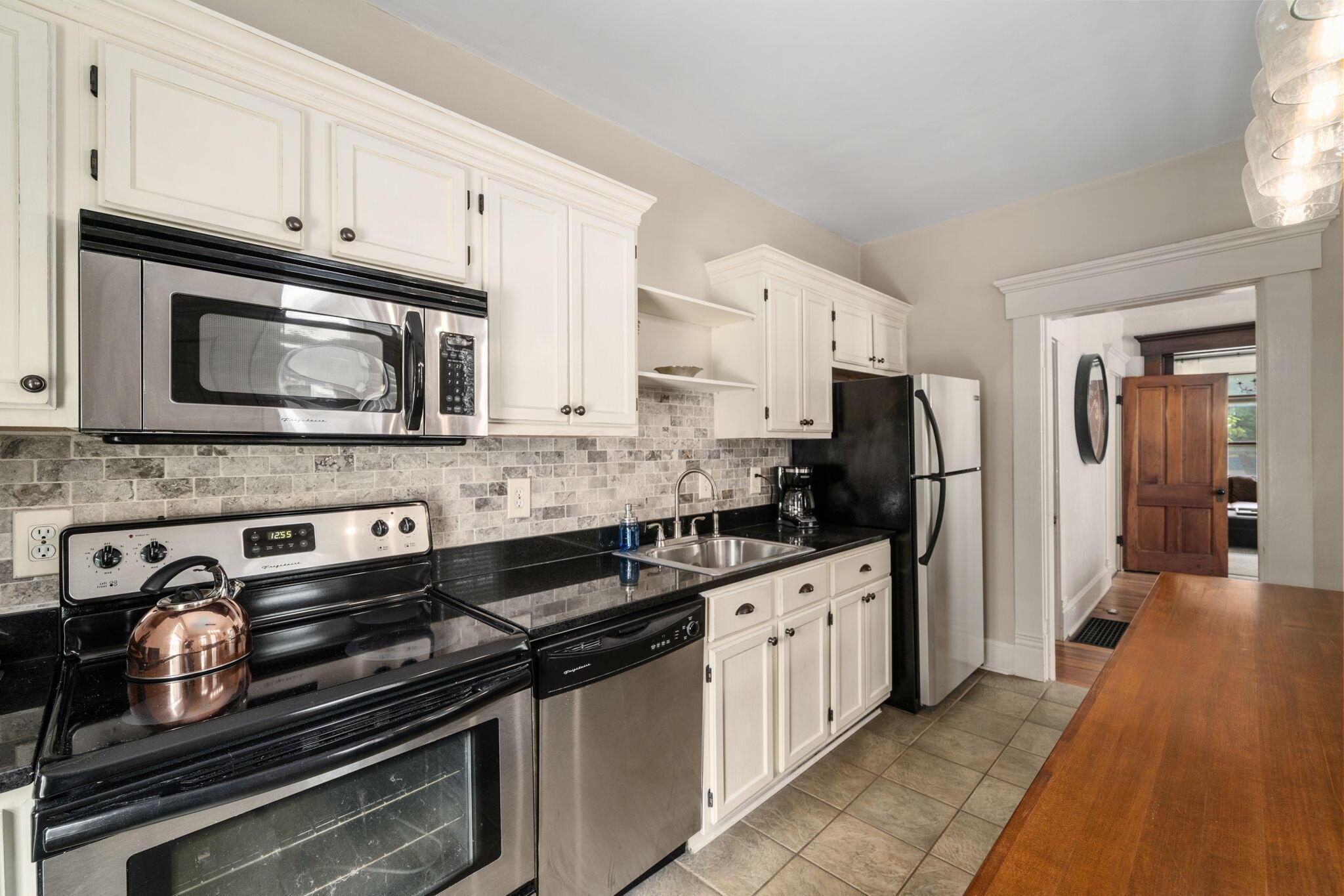 336 E Kossuth Street