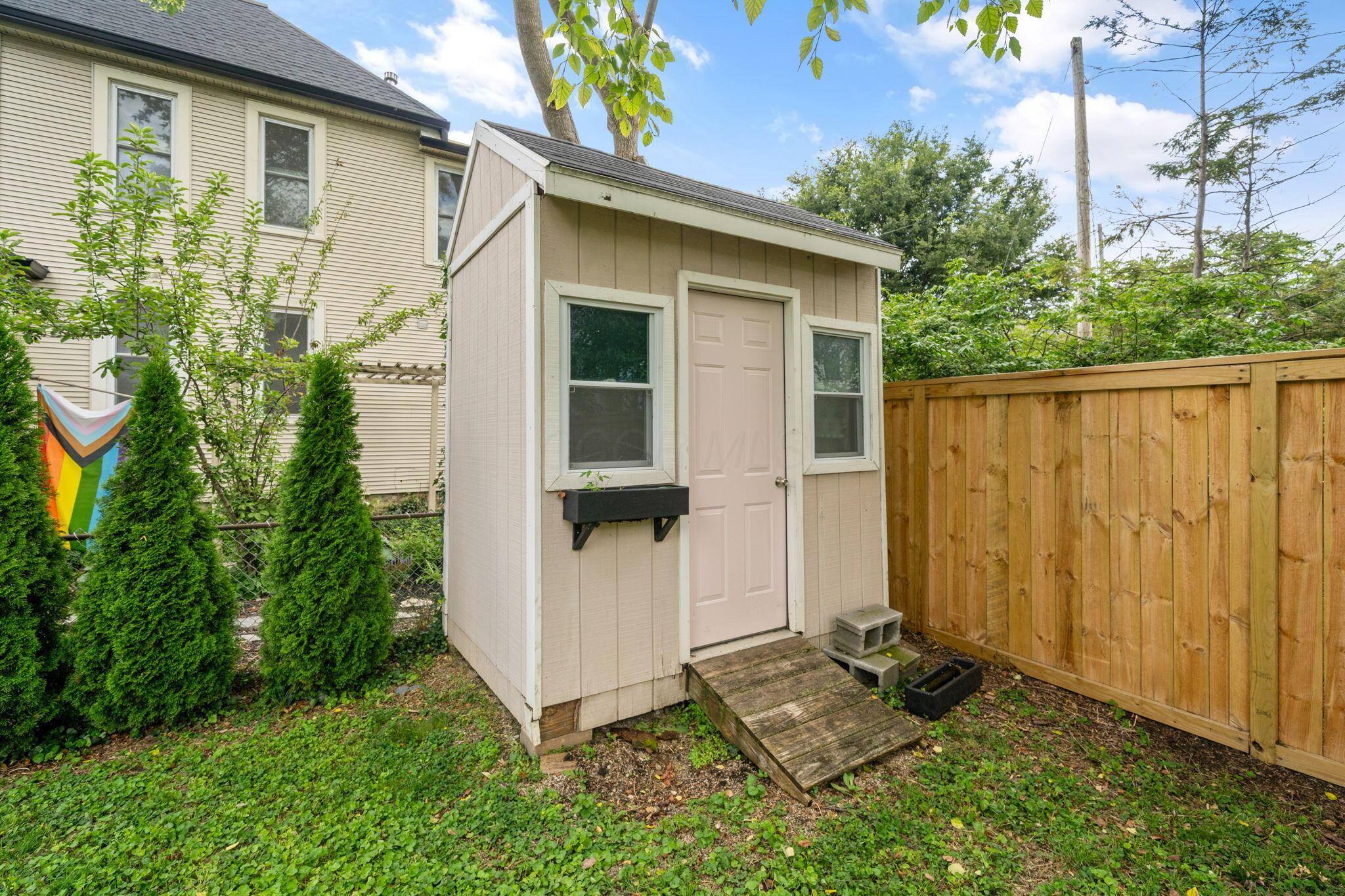 336 E Kossuth Street