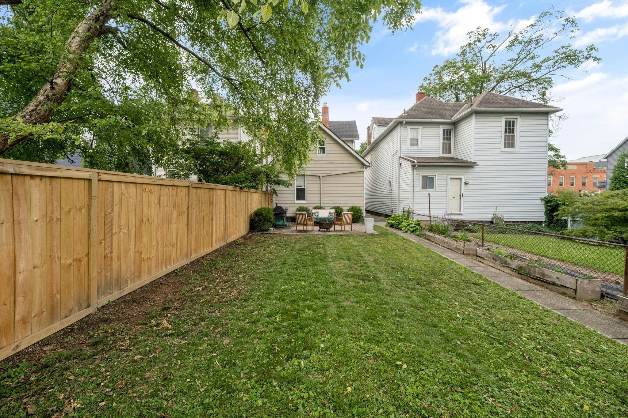 336 E Kossuth Street