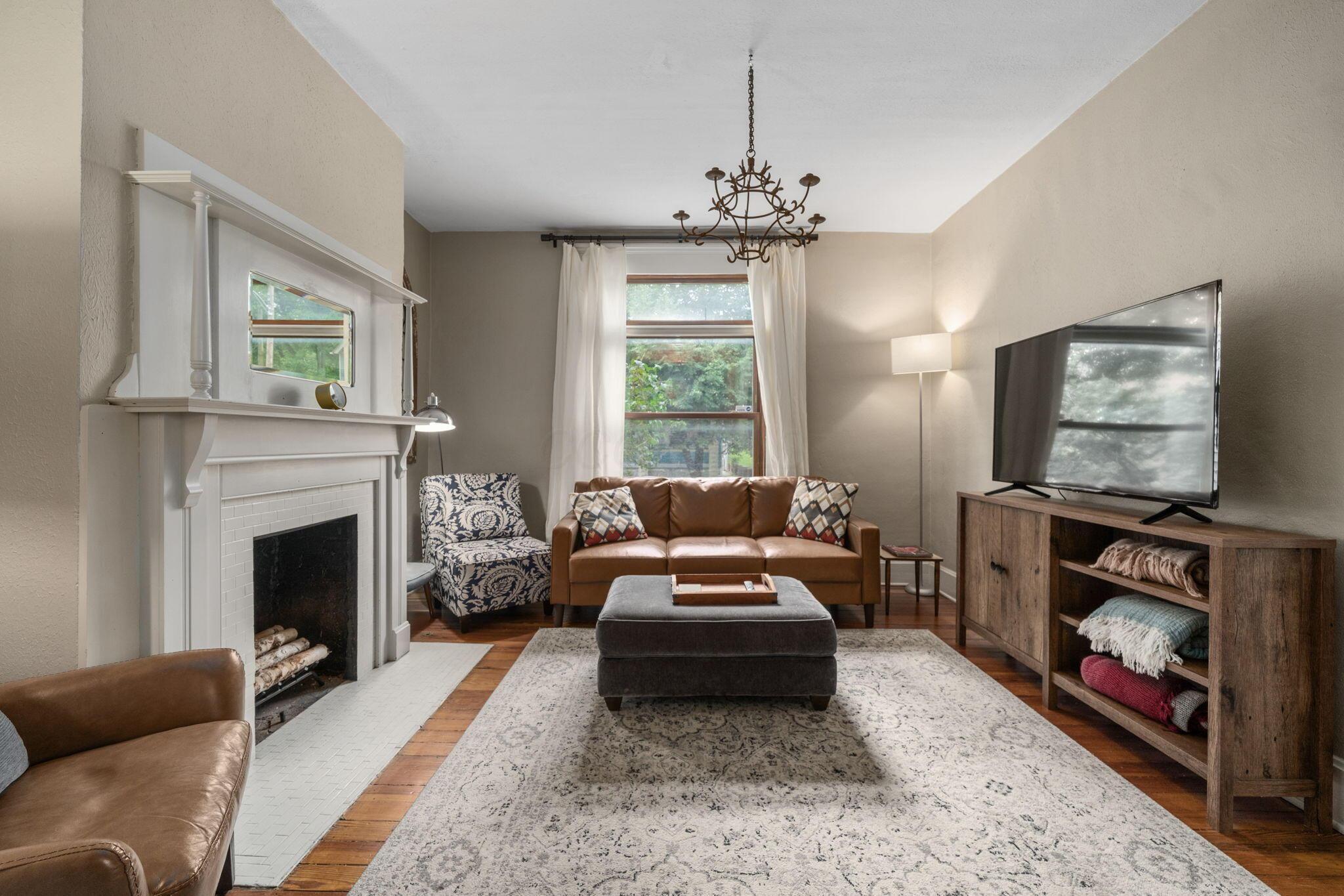 336 E Kossuth Street