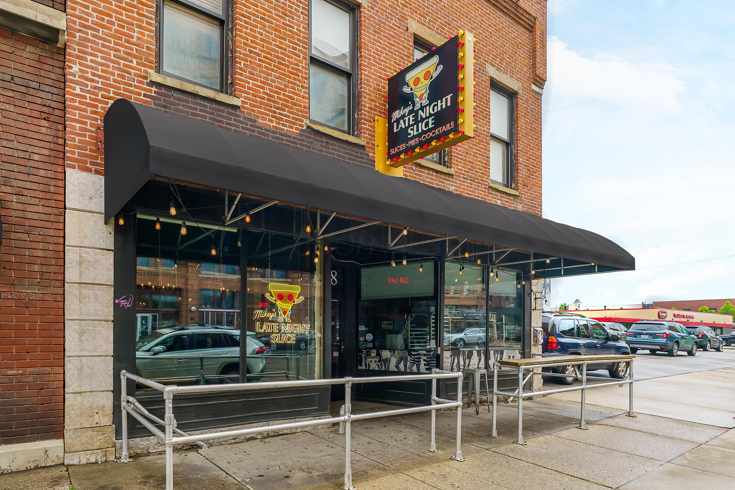 150 E Main Street, 405